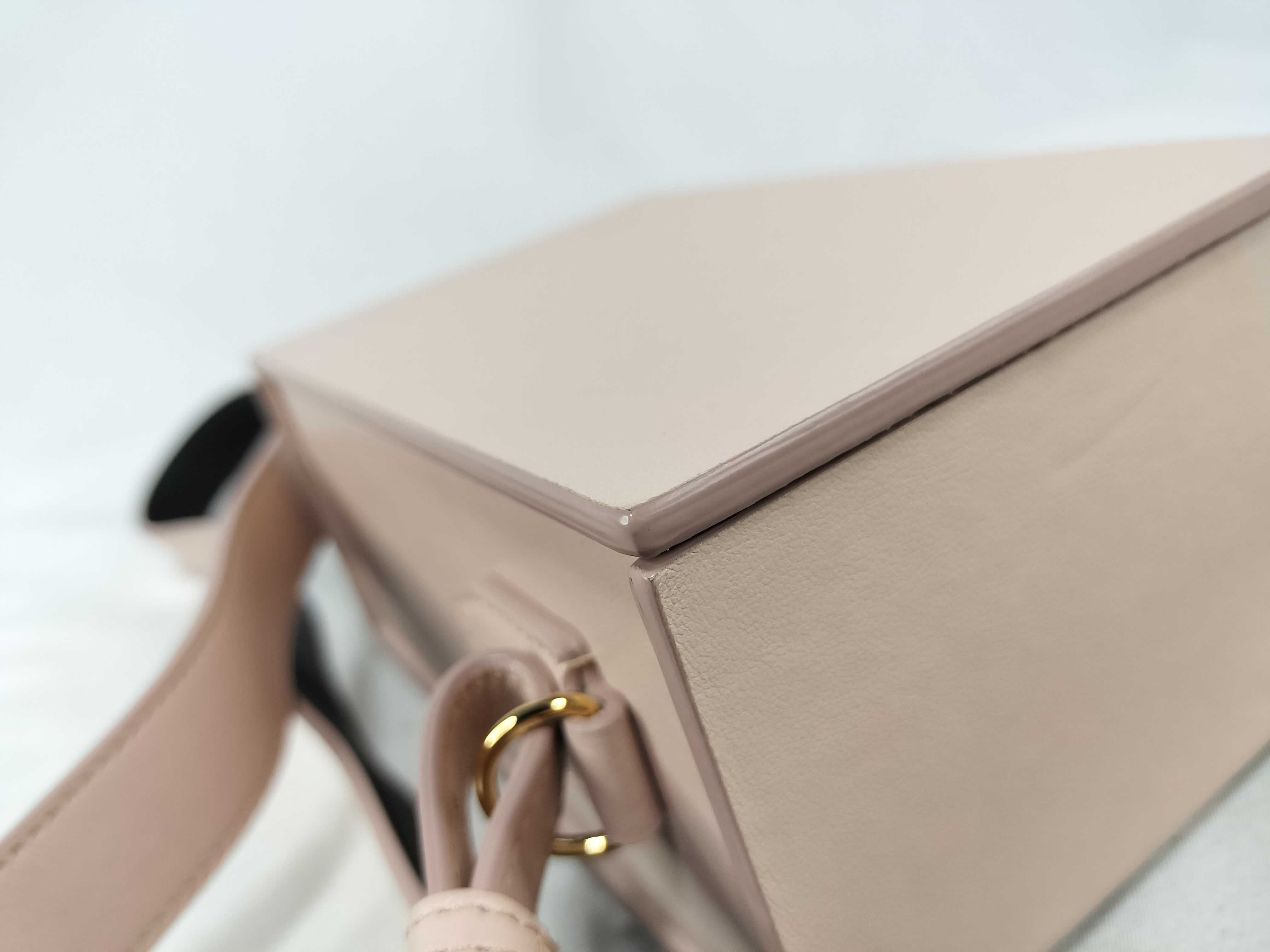 Logo Box Shoulder 8BT339 Leather Pink Shoulder Bag — view 13