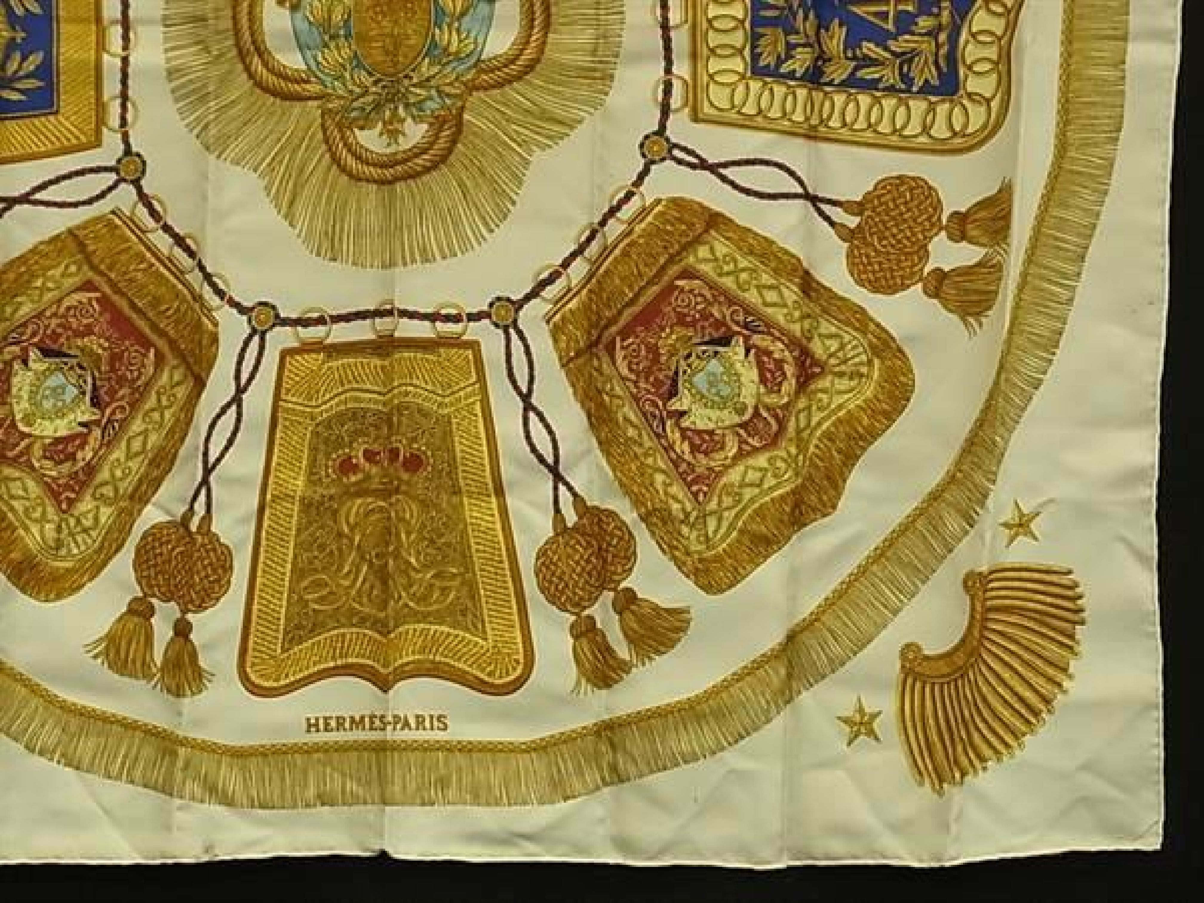 Poste et Cavalerie [Saber Decorative Bag] Carre90 100% Silk Large Scarf Stole Shawl Multicolor FQ9408 Other Accessories — view 3