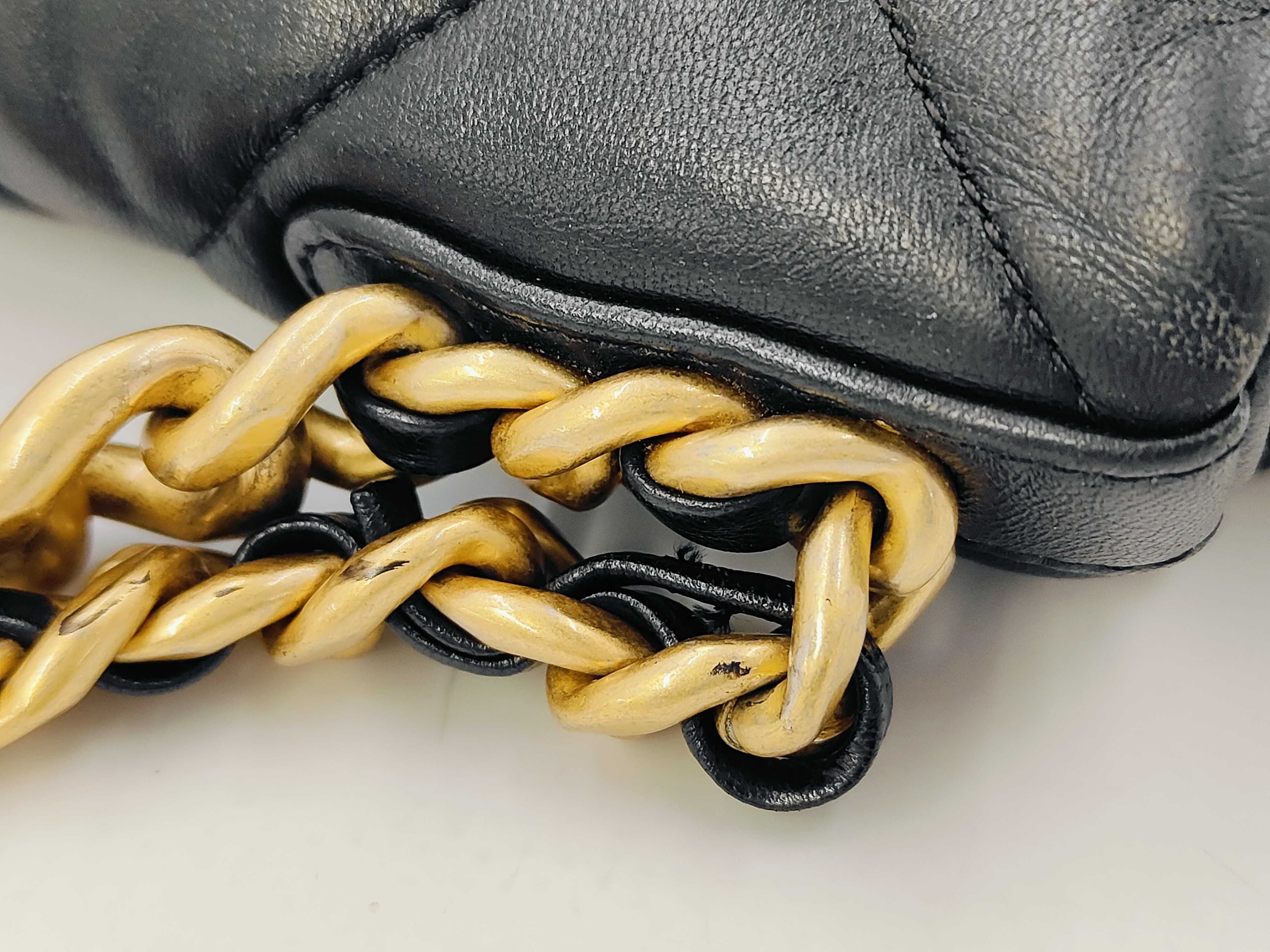 19 Lambskin Gold Hardware Chain Shoulder Bag, Serial Number , AS1161, Black Shoulder Bag — view 7