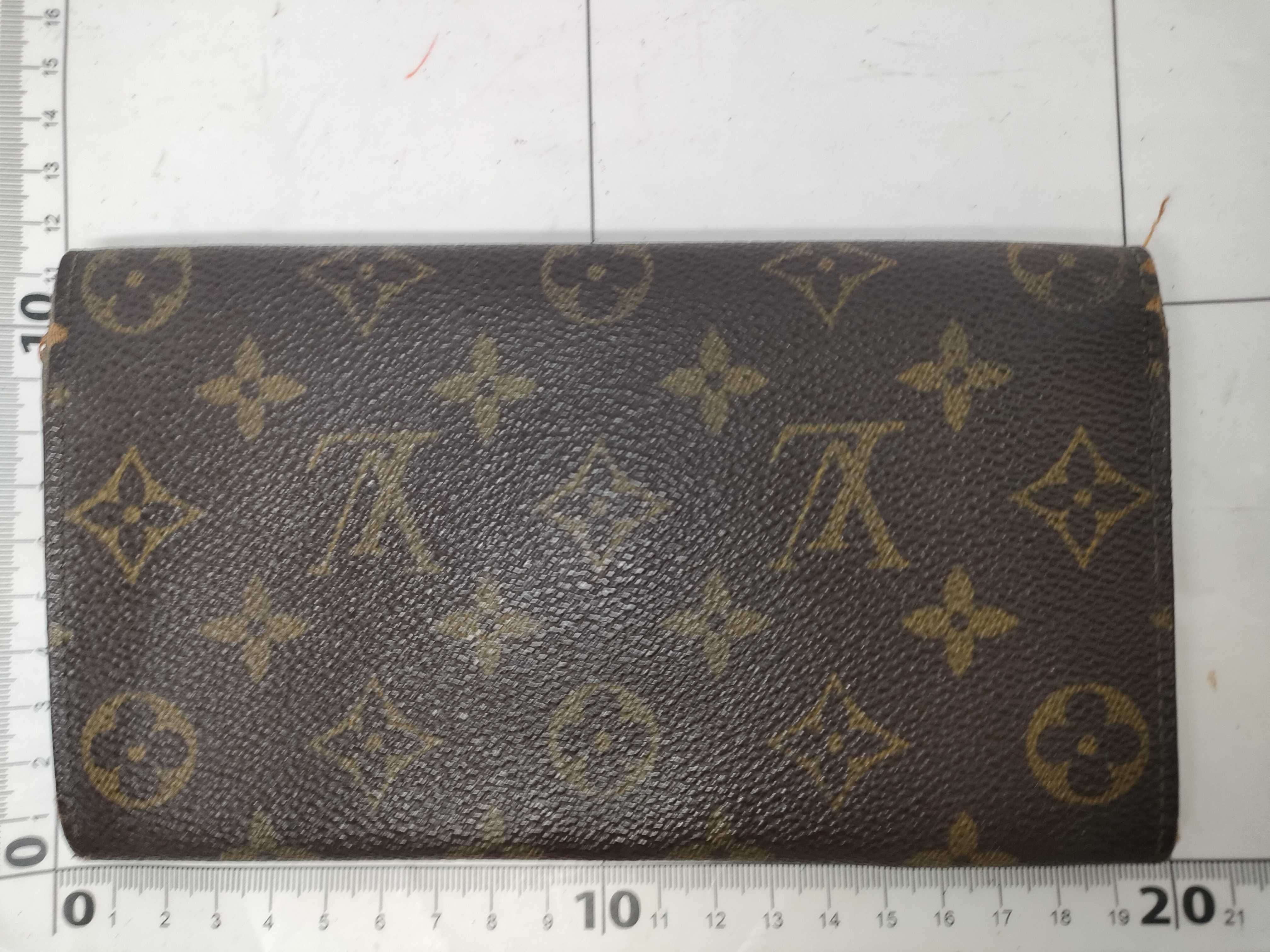 Monogram Portefeuille Sarah Wallet — view 2