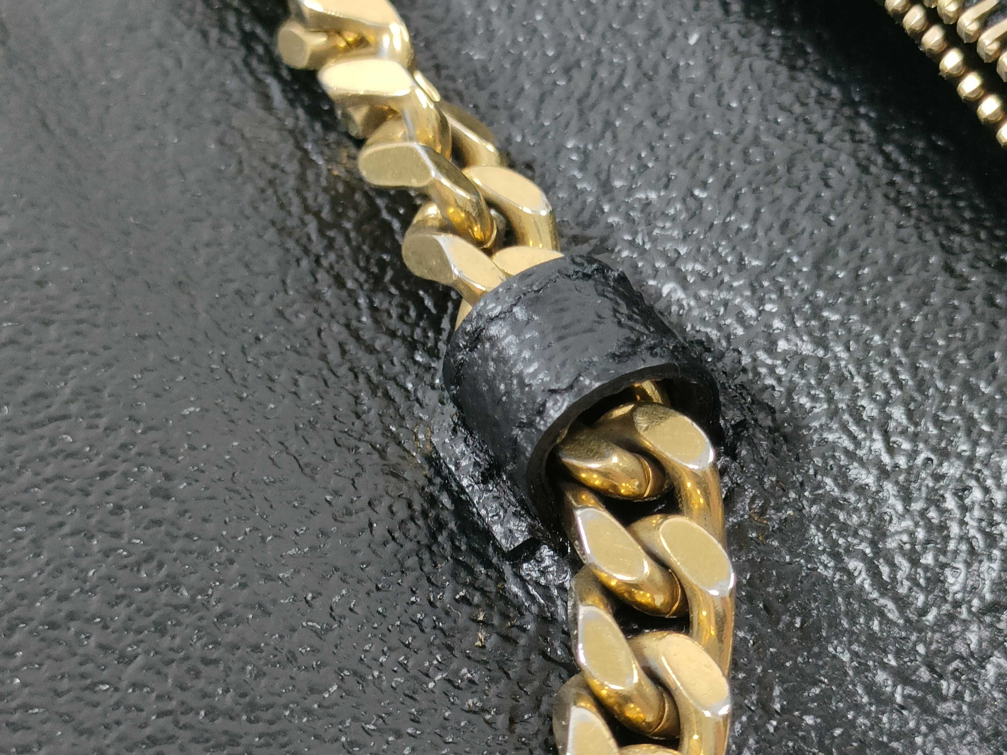 Chain Shoulder Bag — view 9