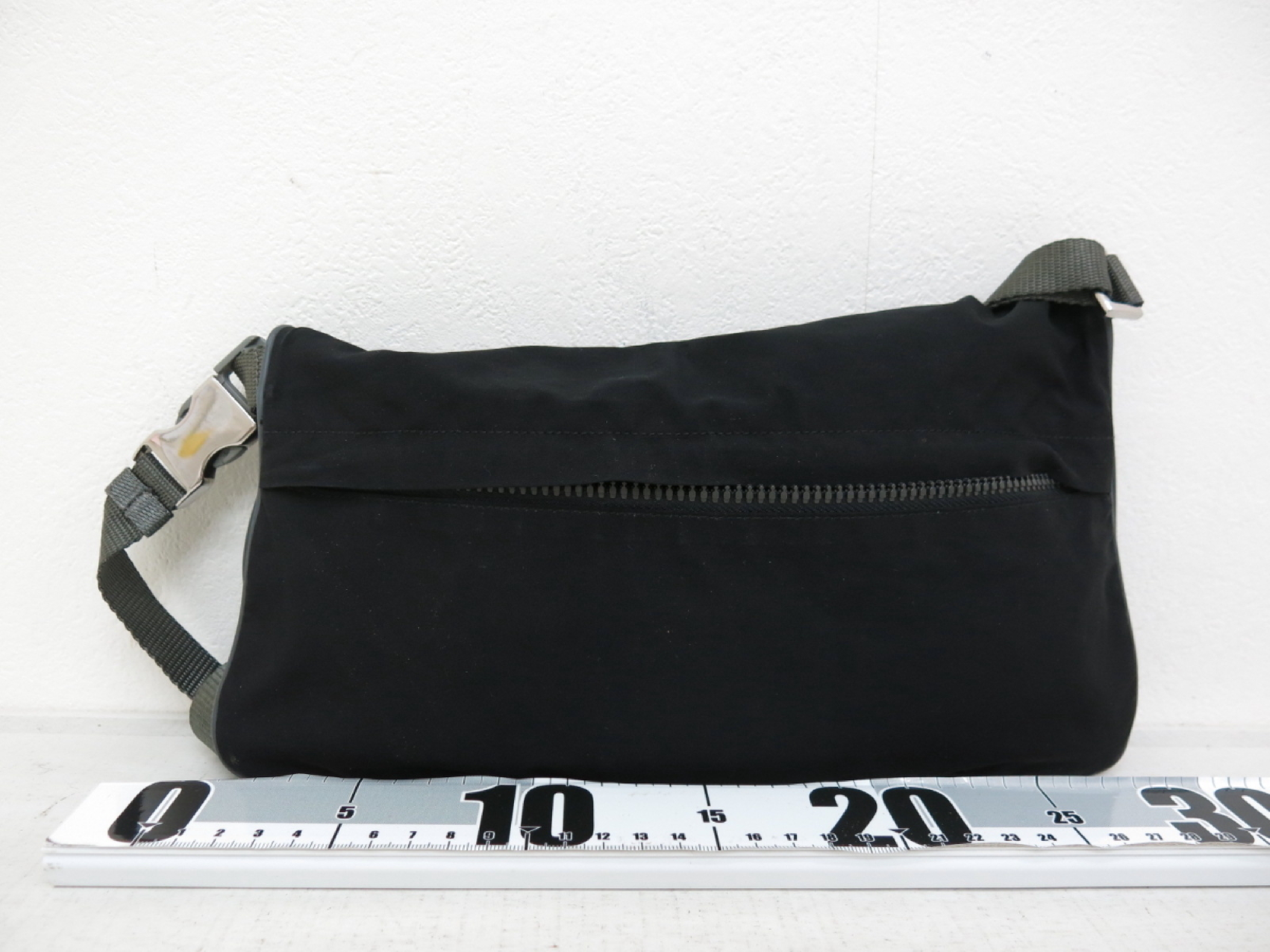 Sports Nylon Shoulder Bag Black Shoulder Bag — view 2