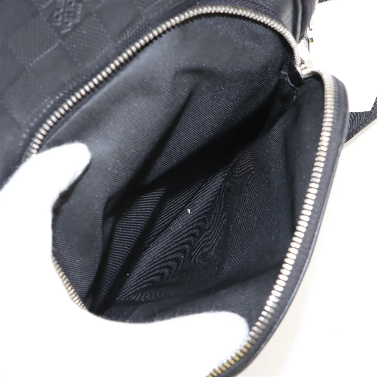 Damier Infini Avenue Sling Bag N45303 Black x Gray (RFID detected) — view 9