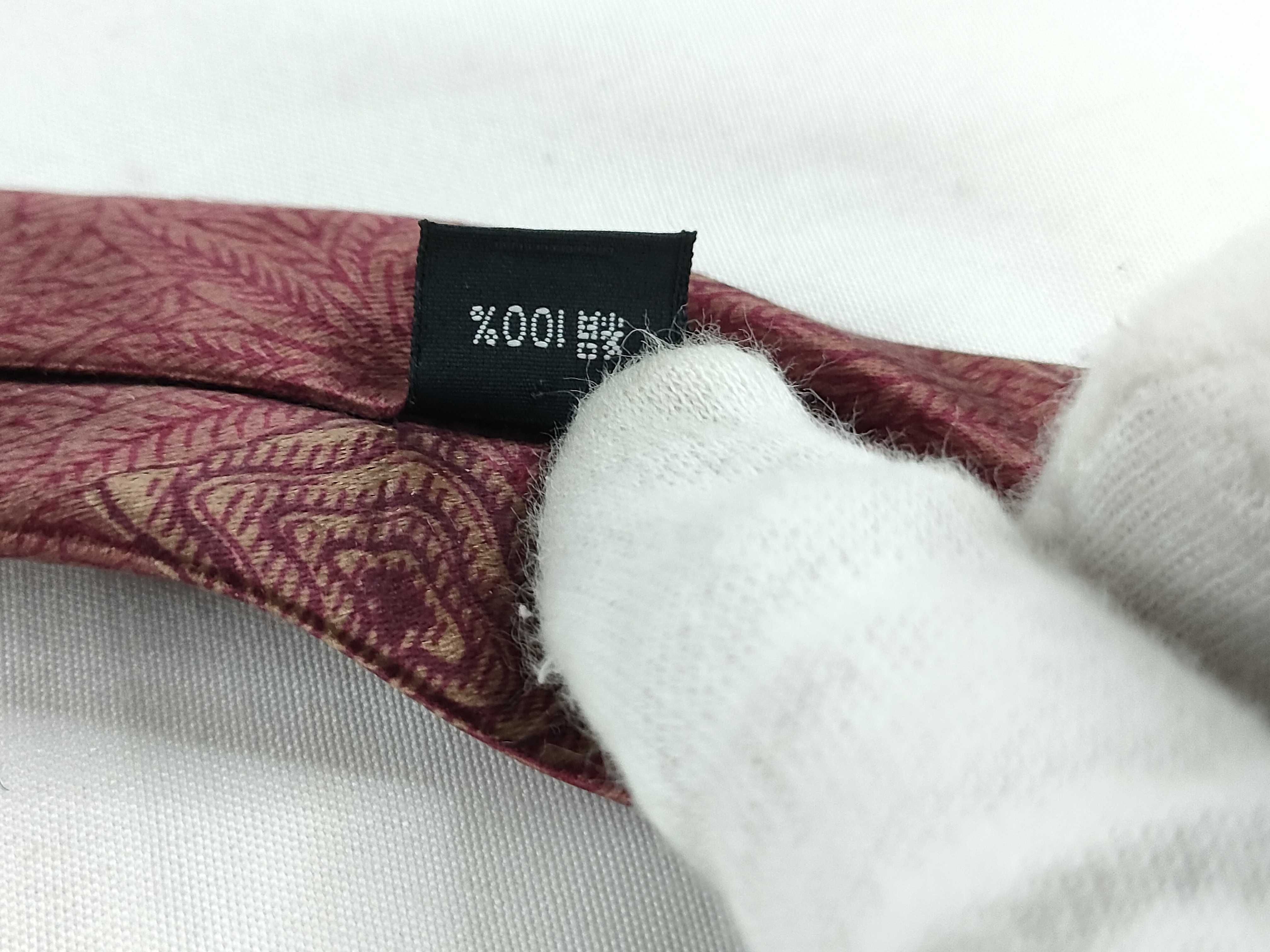 necktie and other accessories — view 8