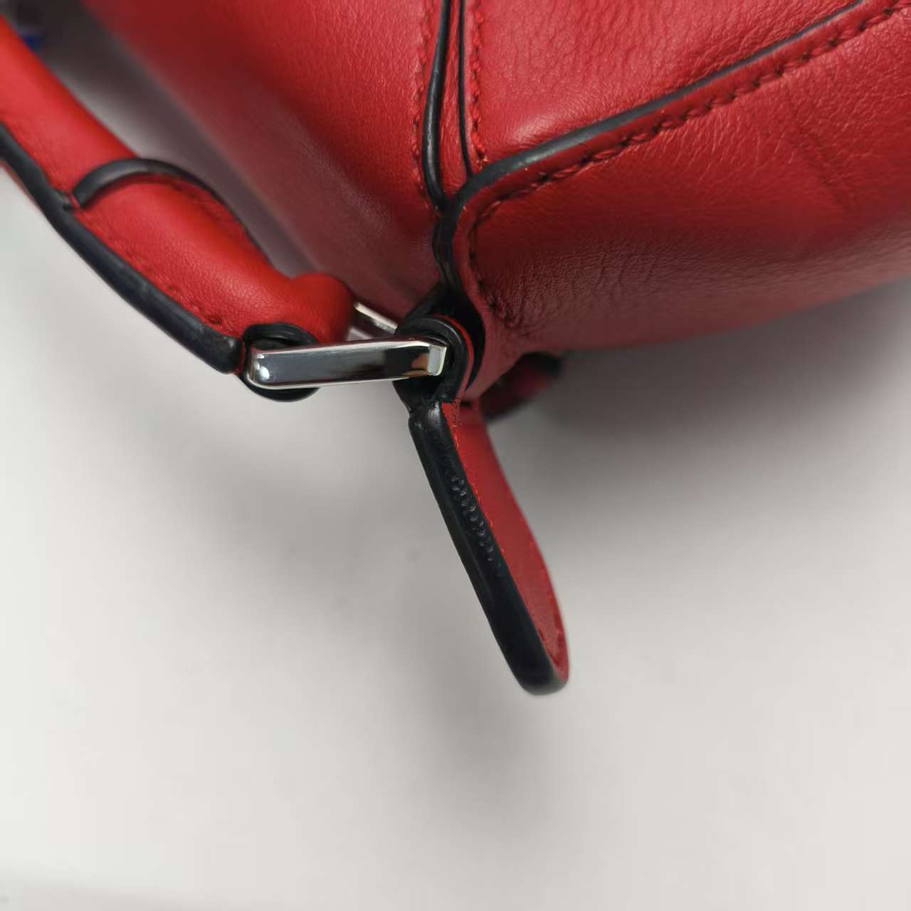 【*Shipped from: China*】LOEWE Leather Shoulder Bag — view 15