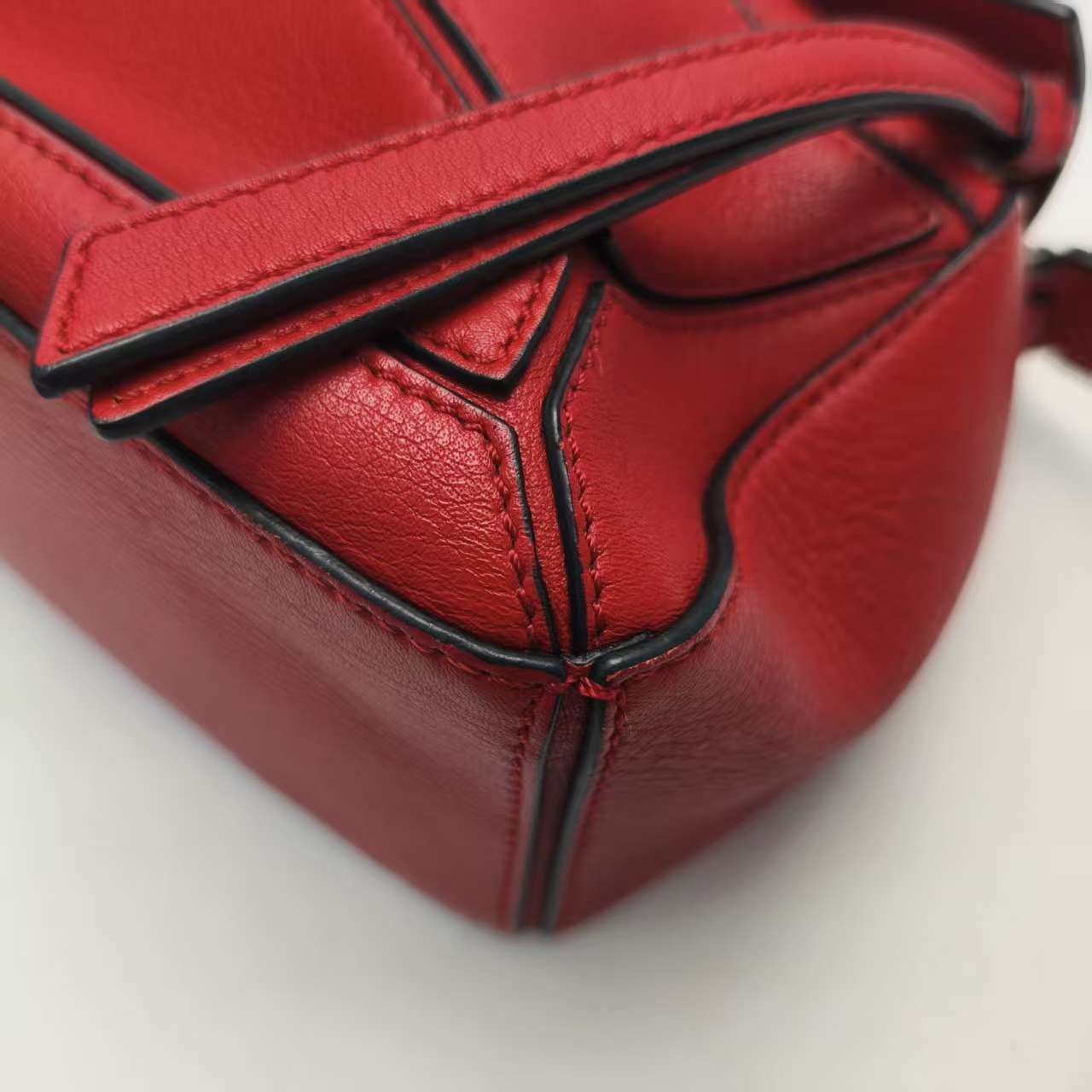 【*Shipped from: China*】LOEWE Leather Shoulder Bag — view 8