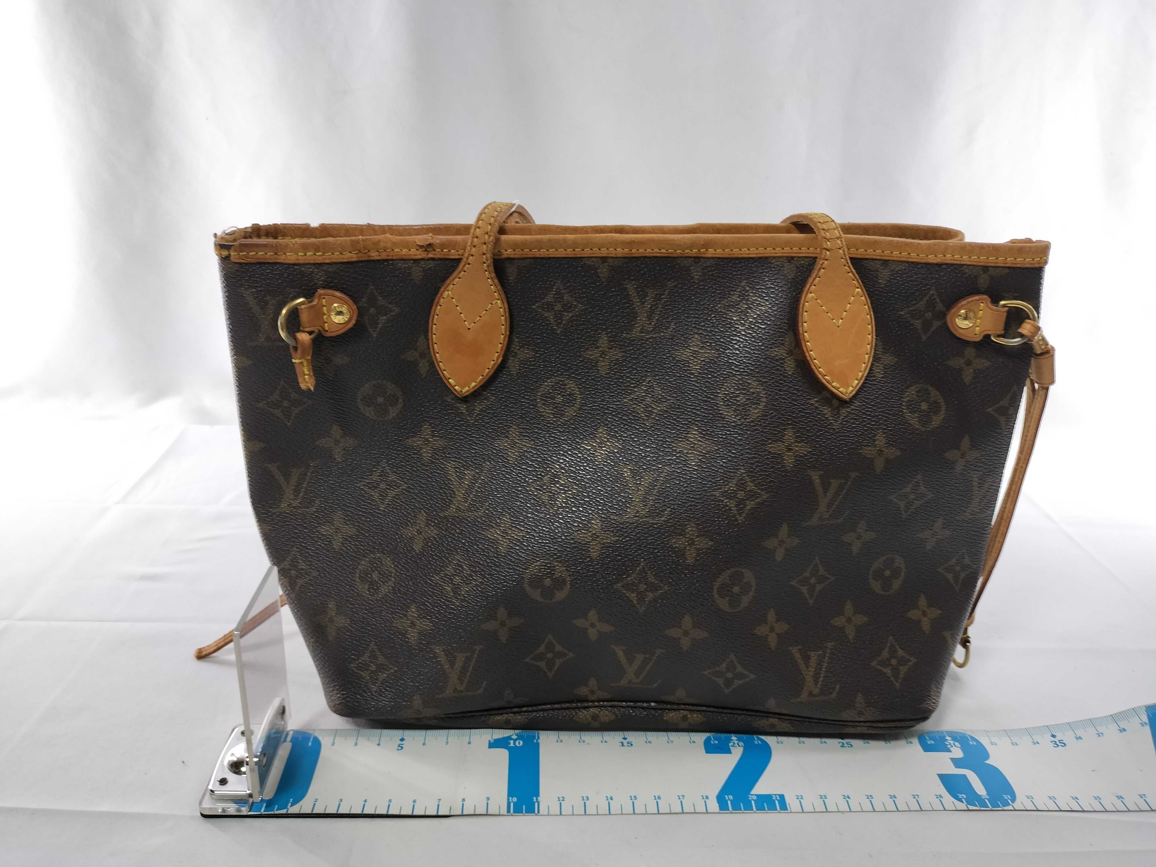 Monogram M40155 Neverfull PM (Old Model) Tote Bag — view 2