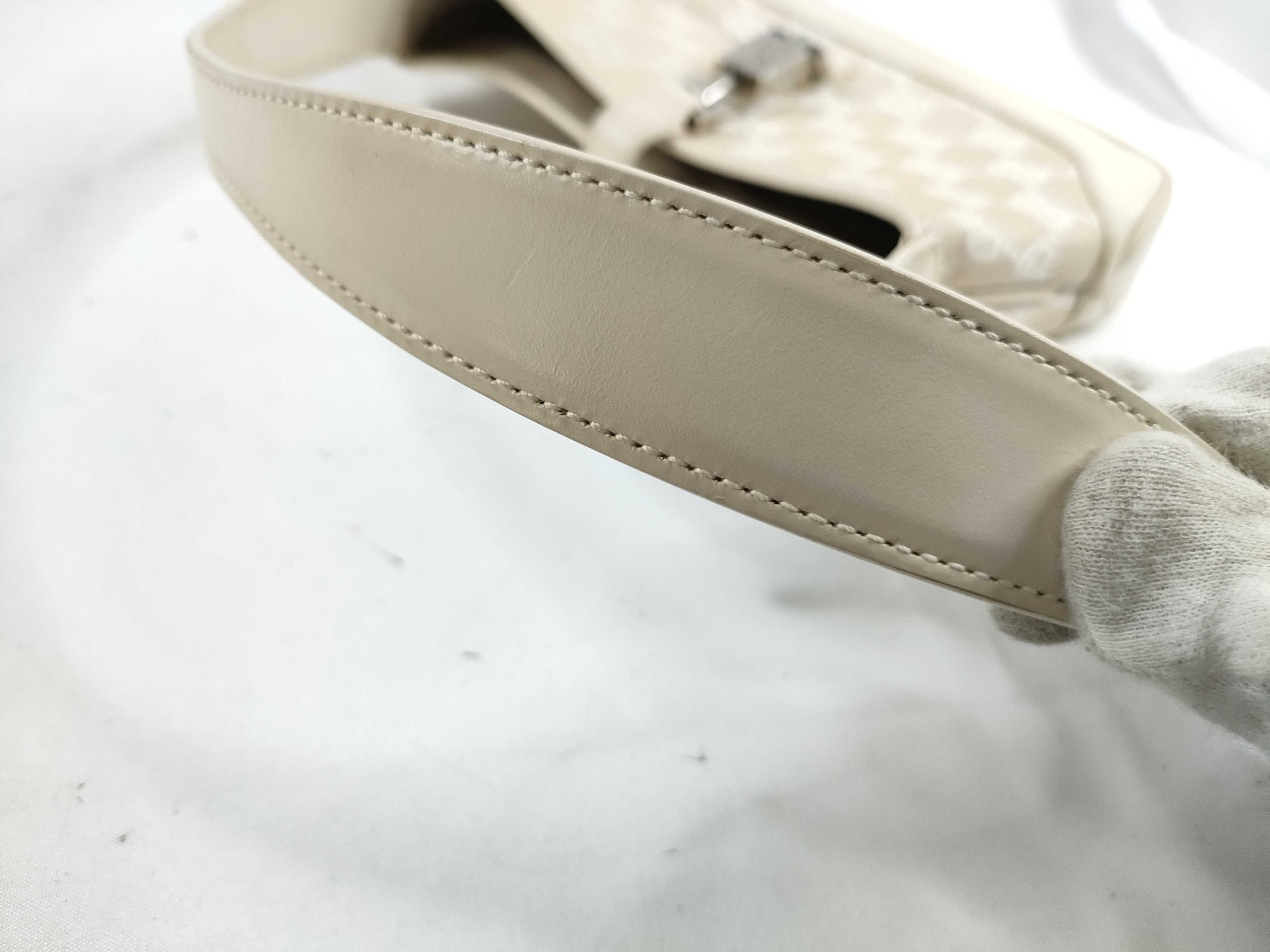 GG Canvas Jackie Shoulder Handbag — view 7