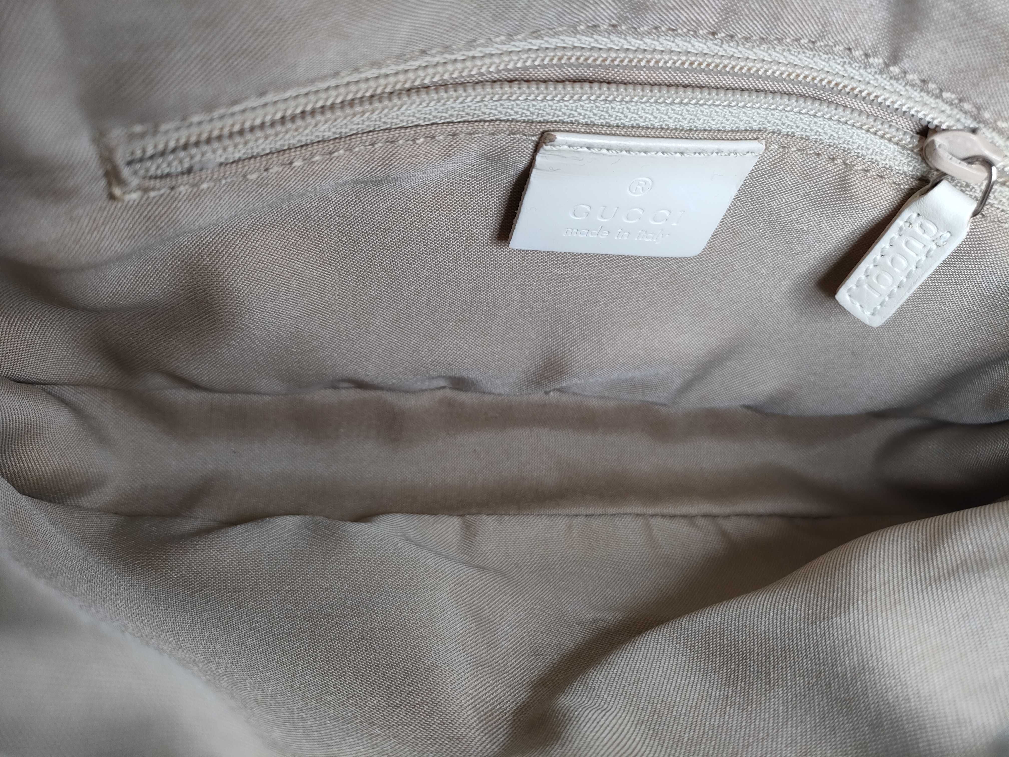 GG Canvas Jackie Shoulder Handbag — view 9
