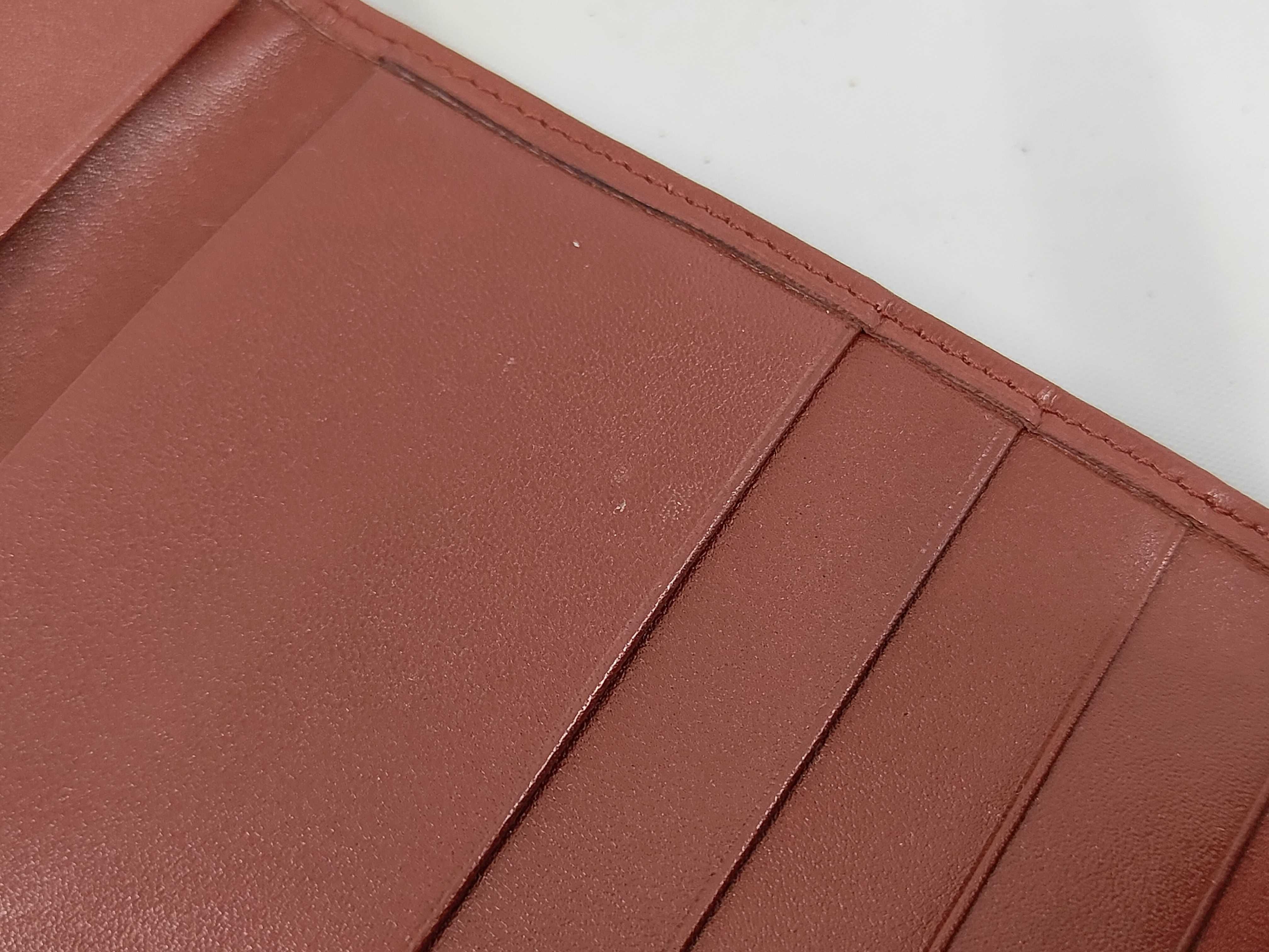Must Wallet — view 8