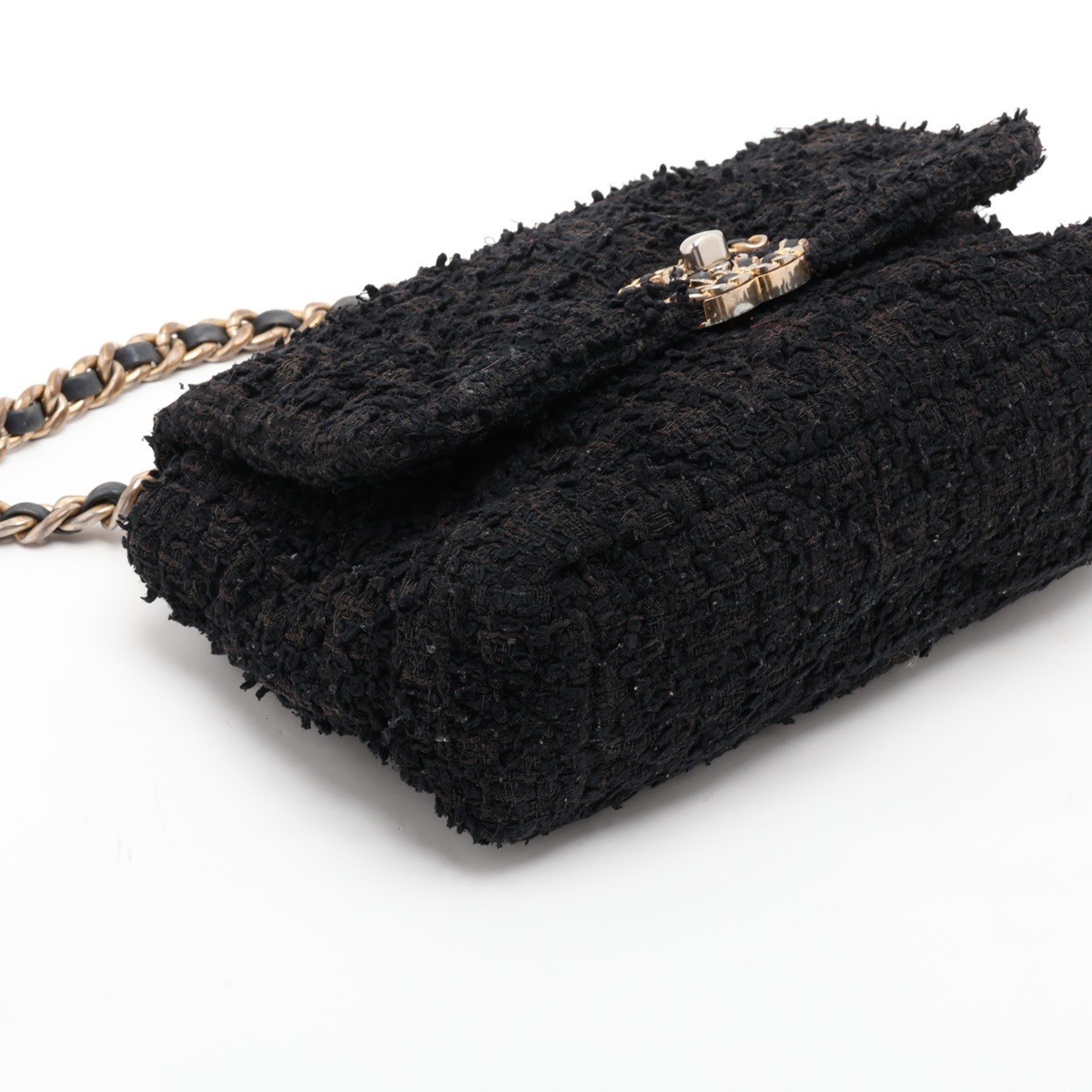 19 Tweed x Leather Shoulder Bag Chain Shoulder Bag — view 4