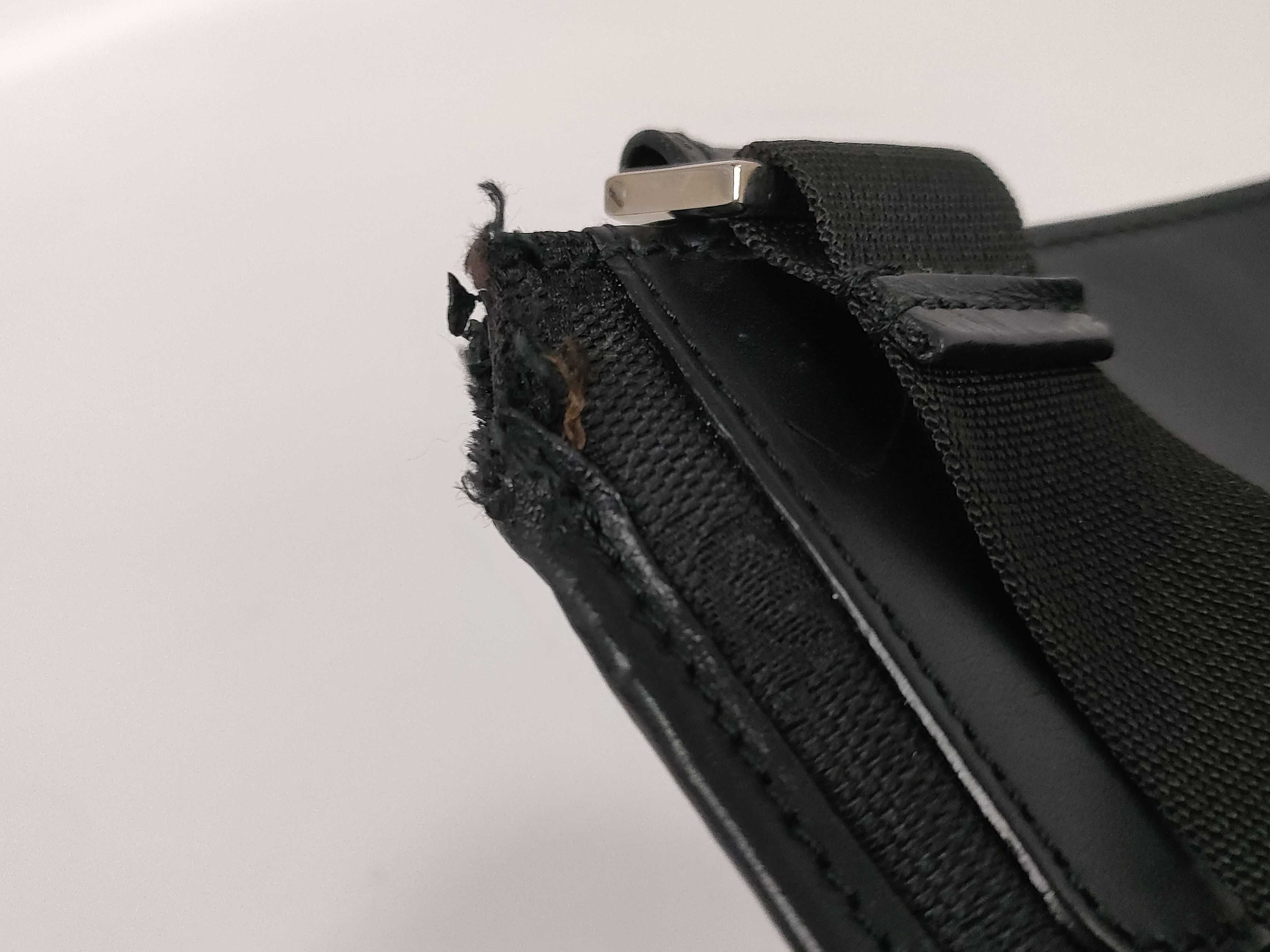 GG Canvas Shoulder Bag — view 14