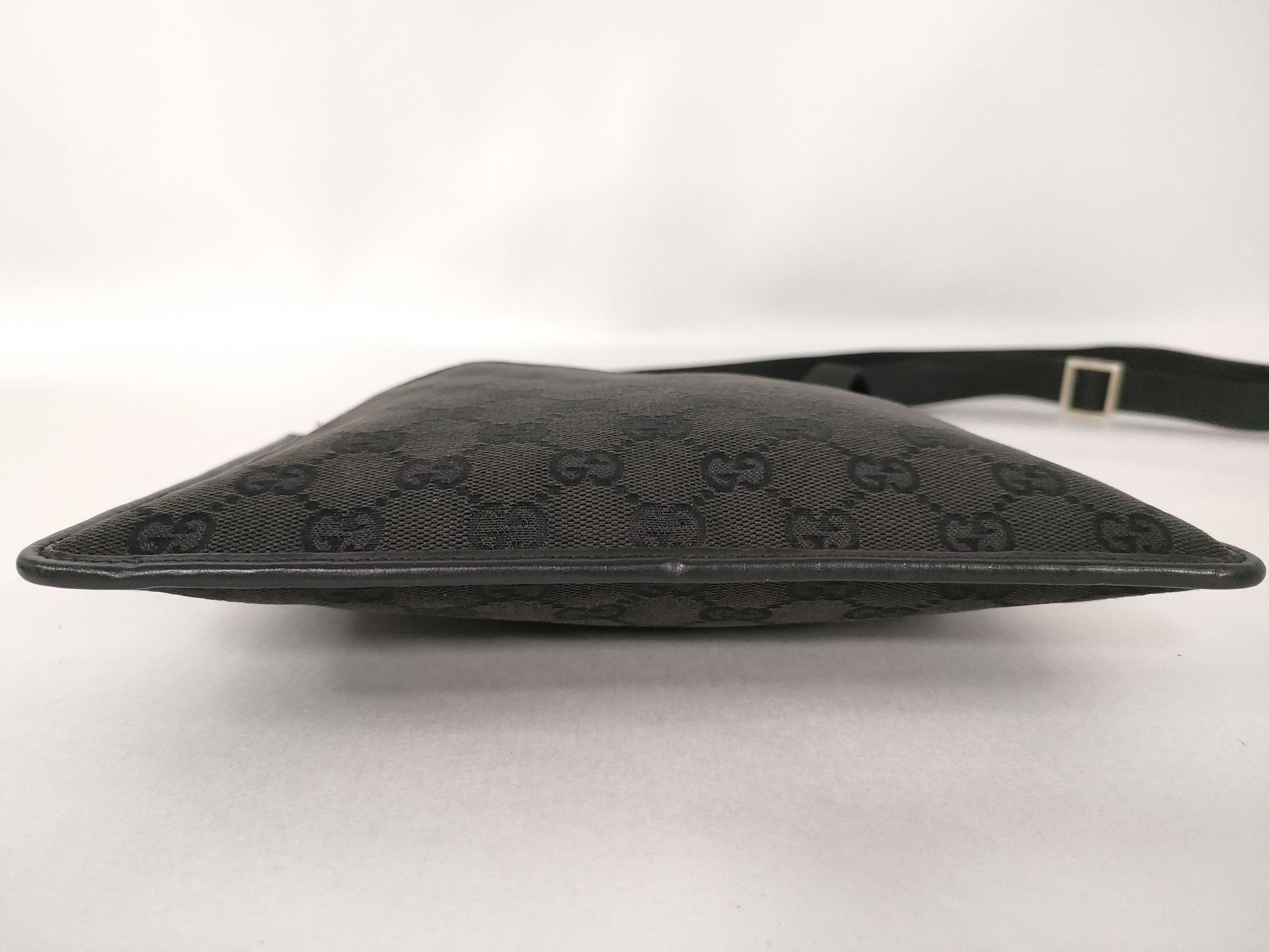 GG Canvas Shoulder Bag — view 7