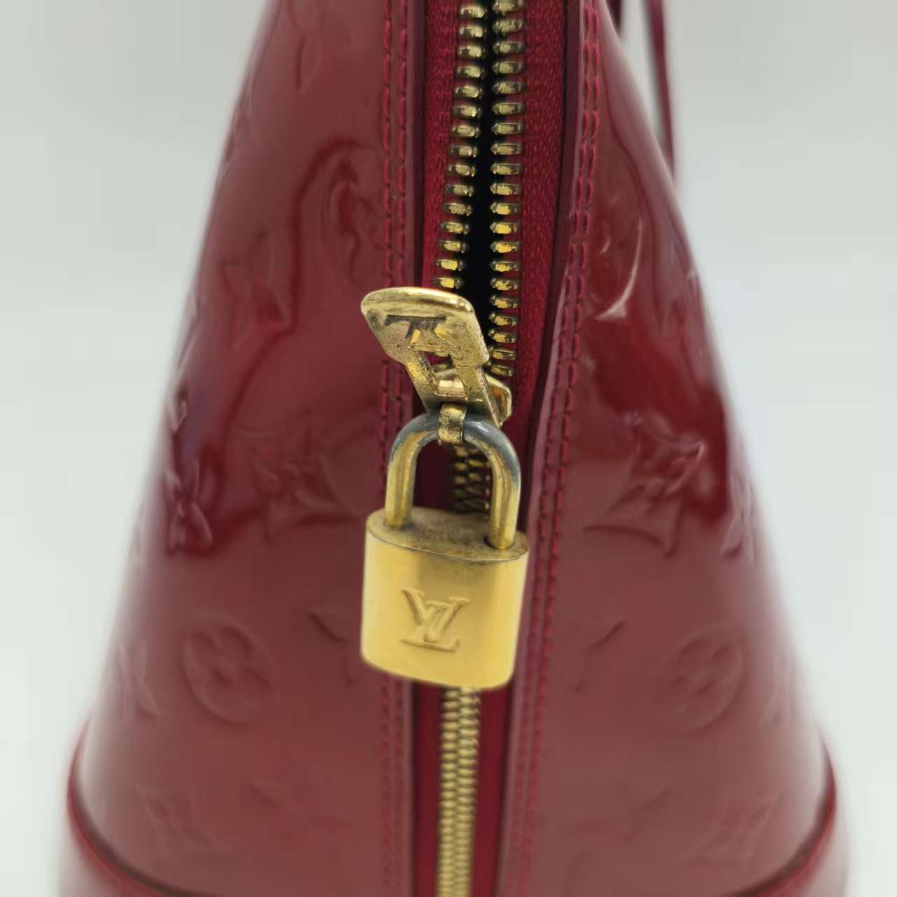 【*Shipped from: China*】LOUIS VUITTON Alma Patent Leather Handbag — view 13