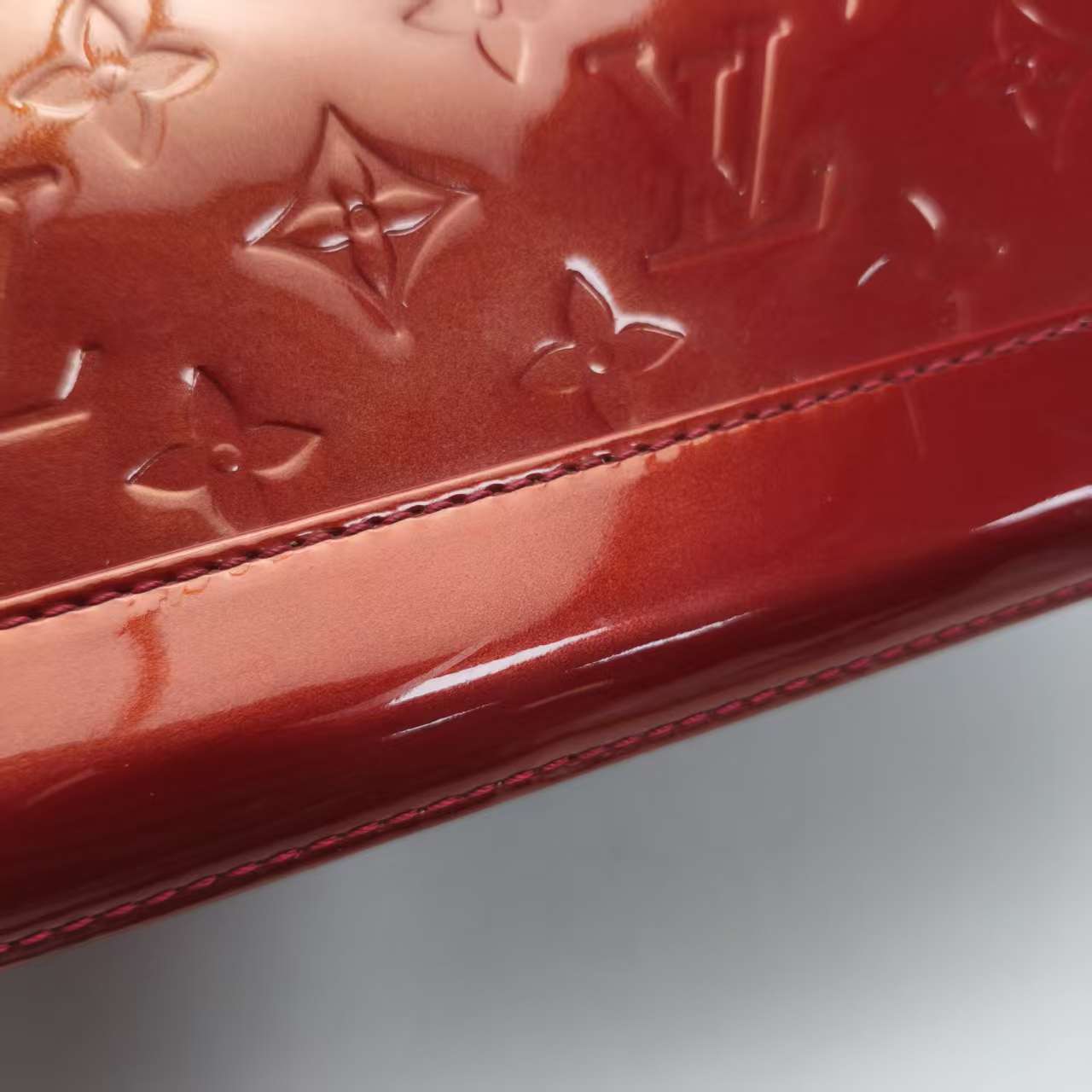 【*Shipped from: China*】LOUIS VUITTON Alma Patent Leather Handbag — view 15