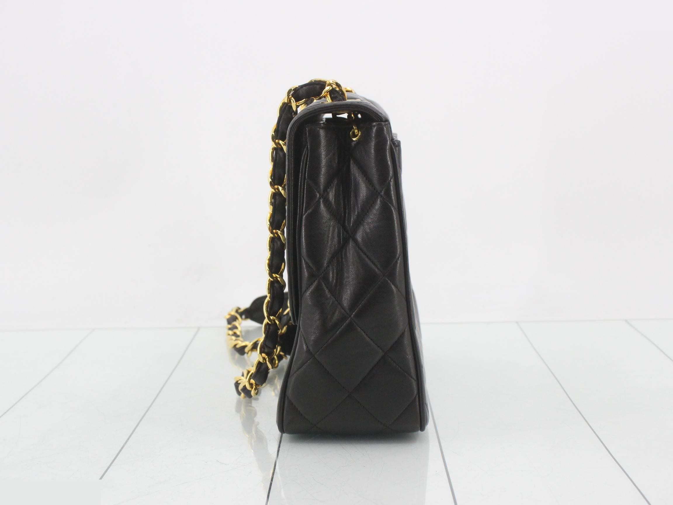 Matelassé 30 Square Black Shoulder Bag, Series 3 — view 3