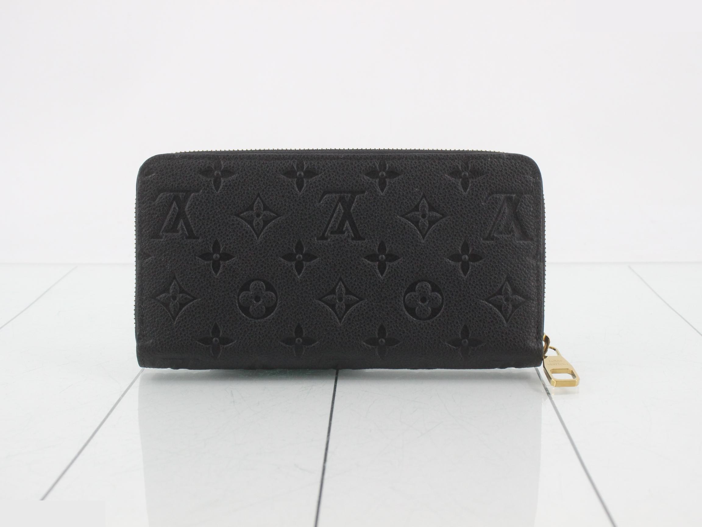 Zippy Wallet ¥152,900 Black — view 2