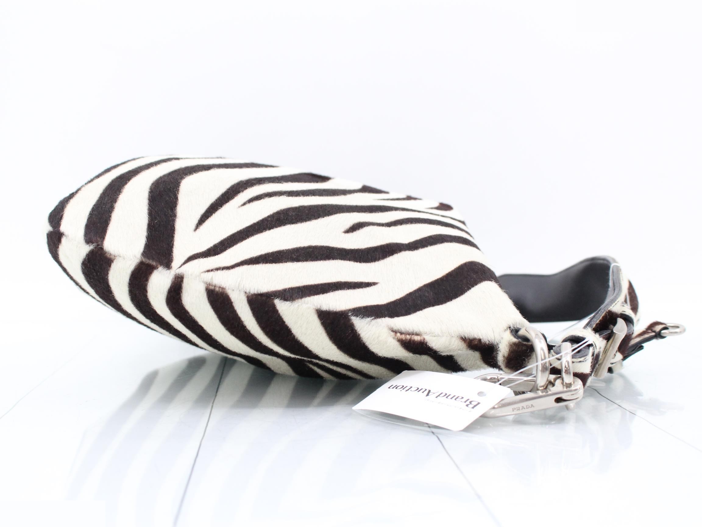 Zebra pattern shoulder bag — view 3