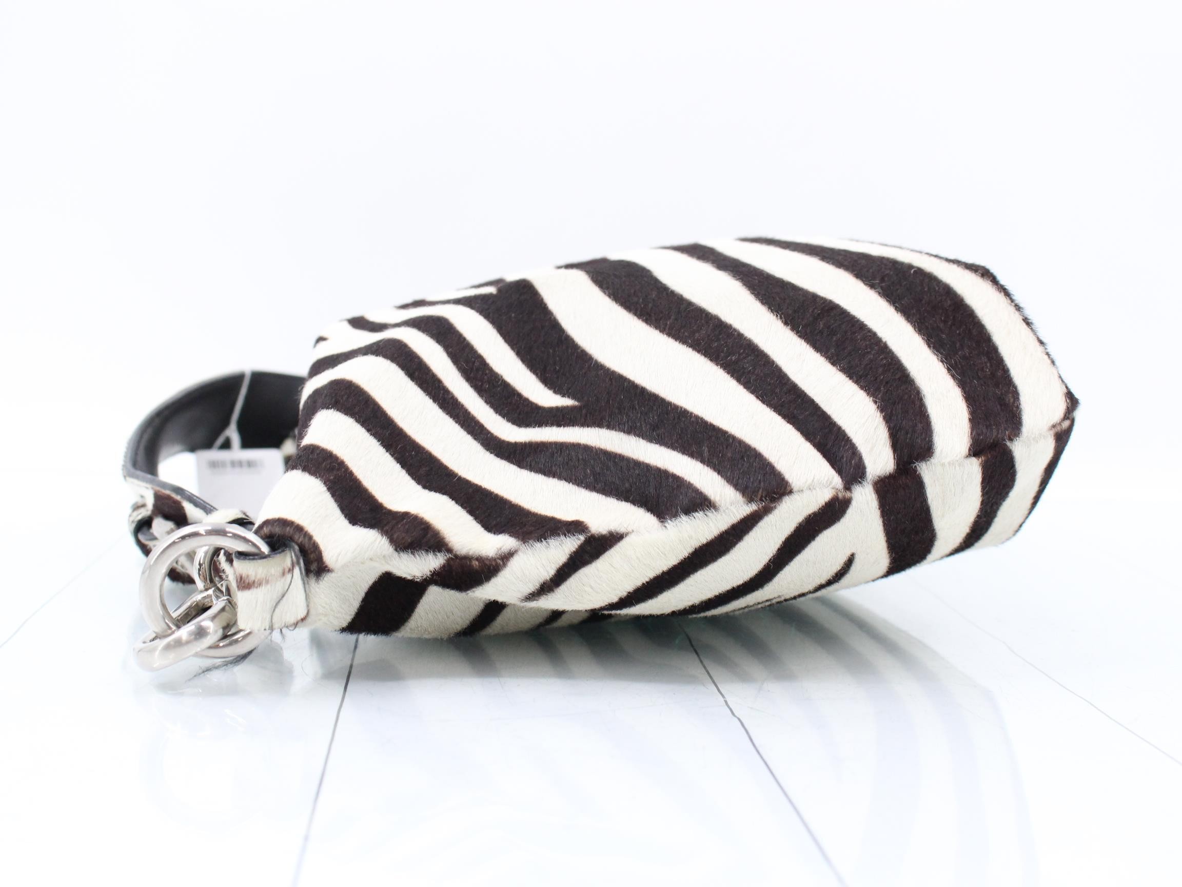 Zebra pattern shoulder bag — view 4