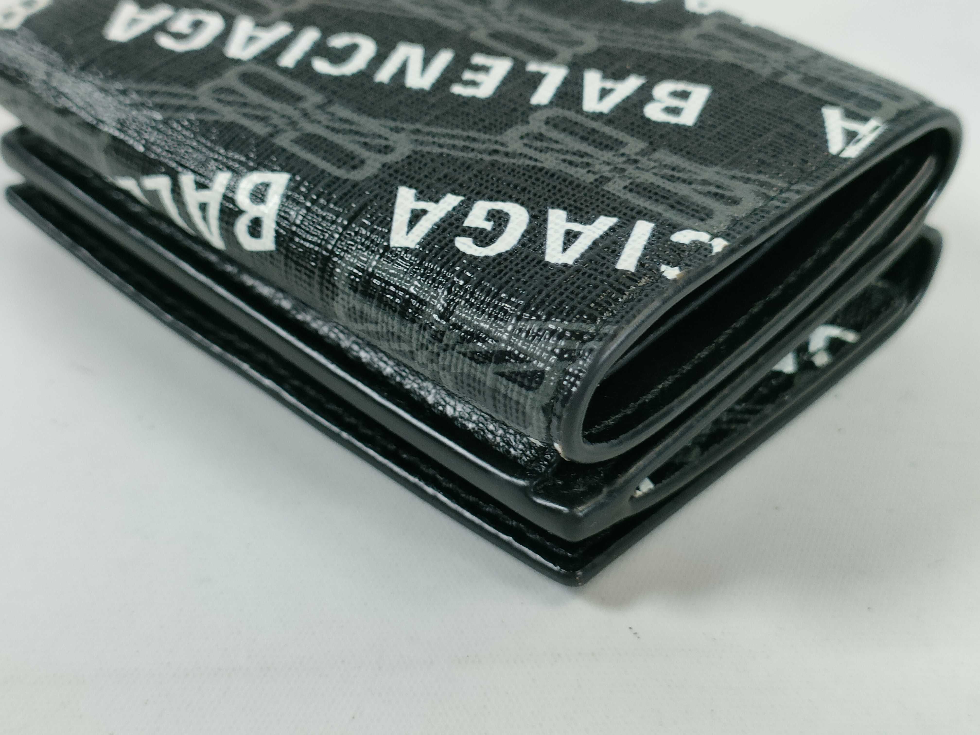 folding wallet with logo coin case — view 3