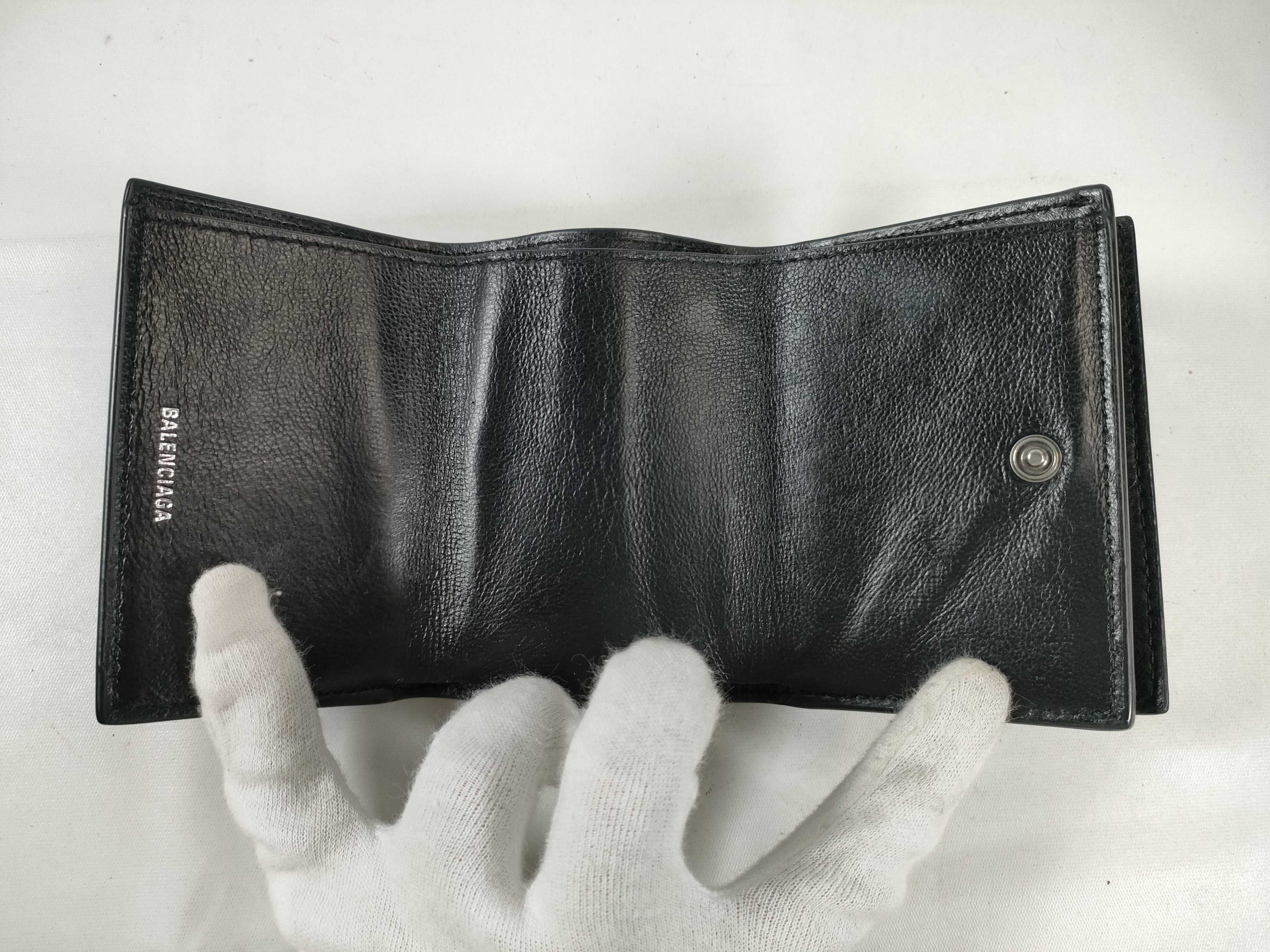 folding wallet with logo coin case — view 8