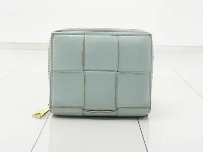 Maxi Intrecciato Bi-fold Wallet