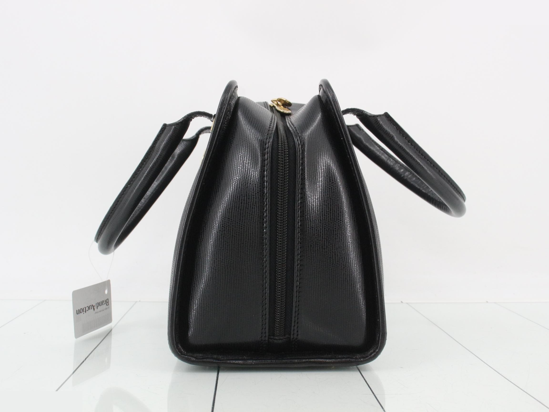 Circle logo leather handbag — view 3