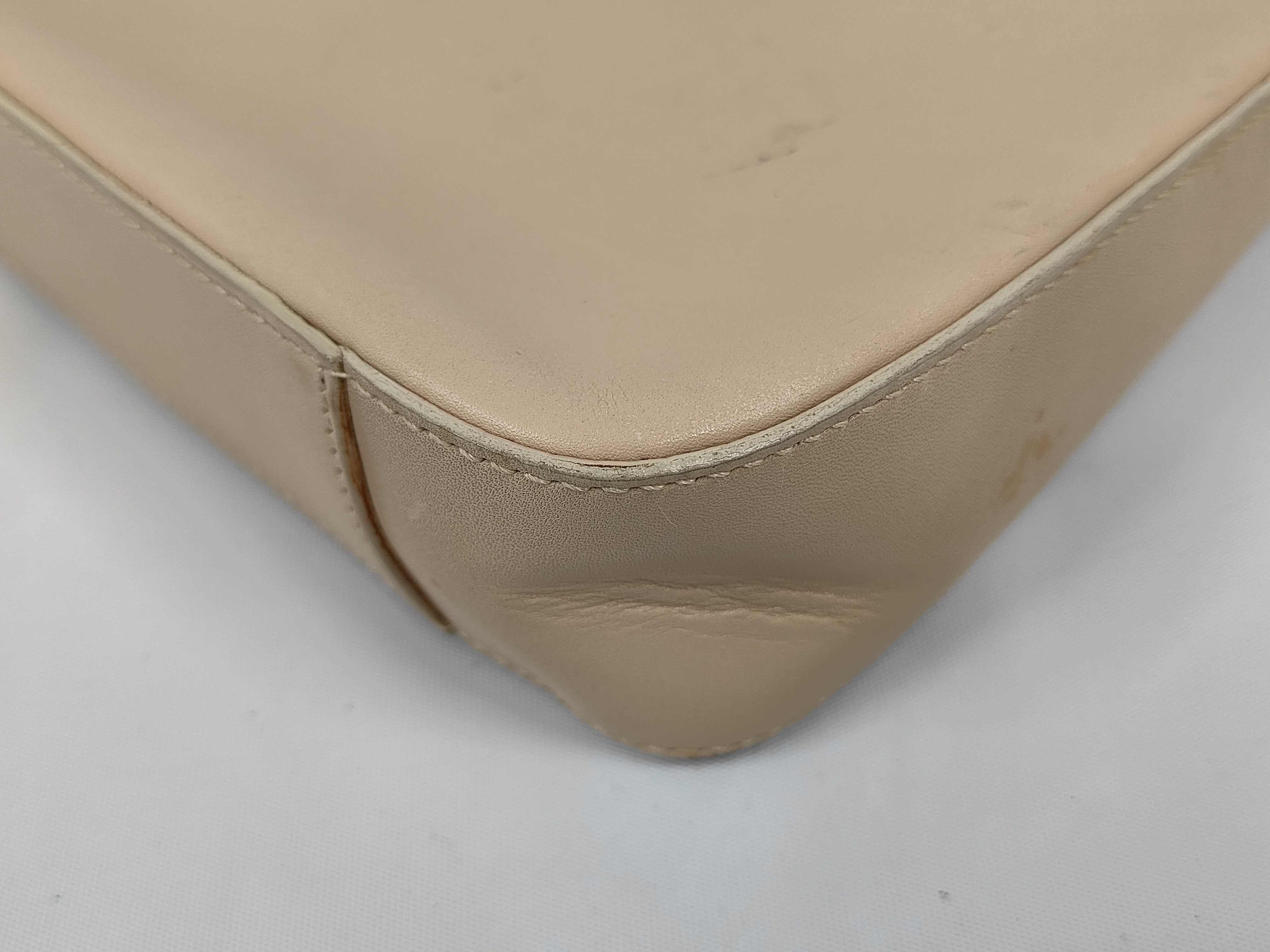 GG Canvas One-Shoulder Bag 001・3812 — view 4