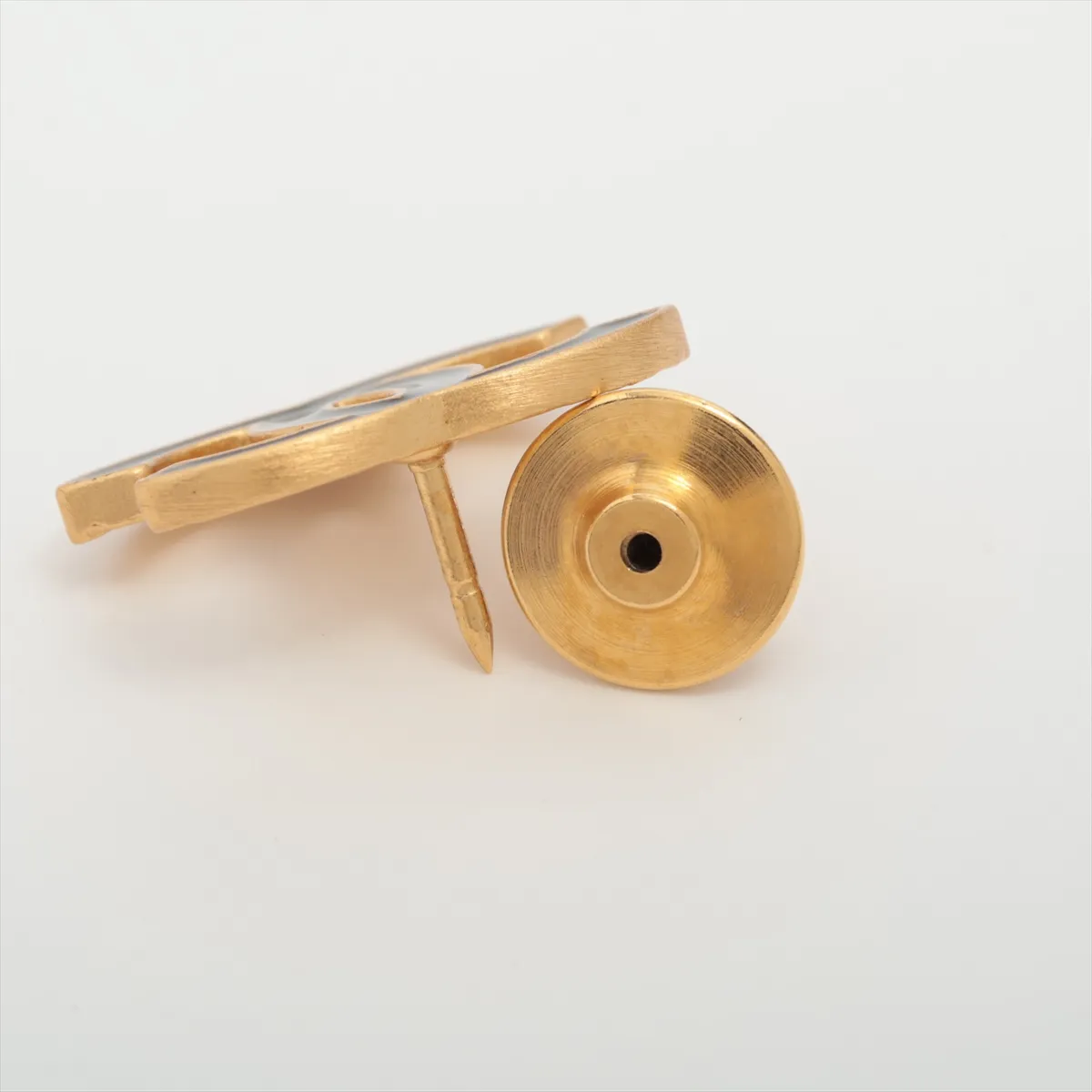 Cocomark 02A Pin Brooch GP Black x Gold — view 3