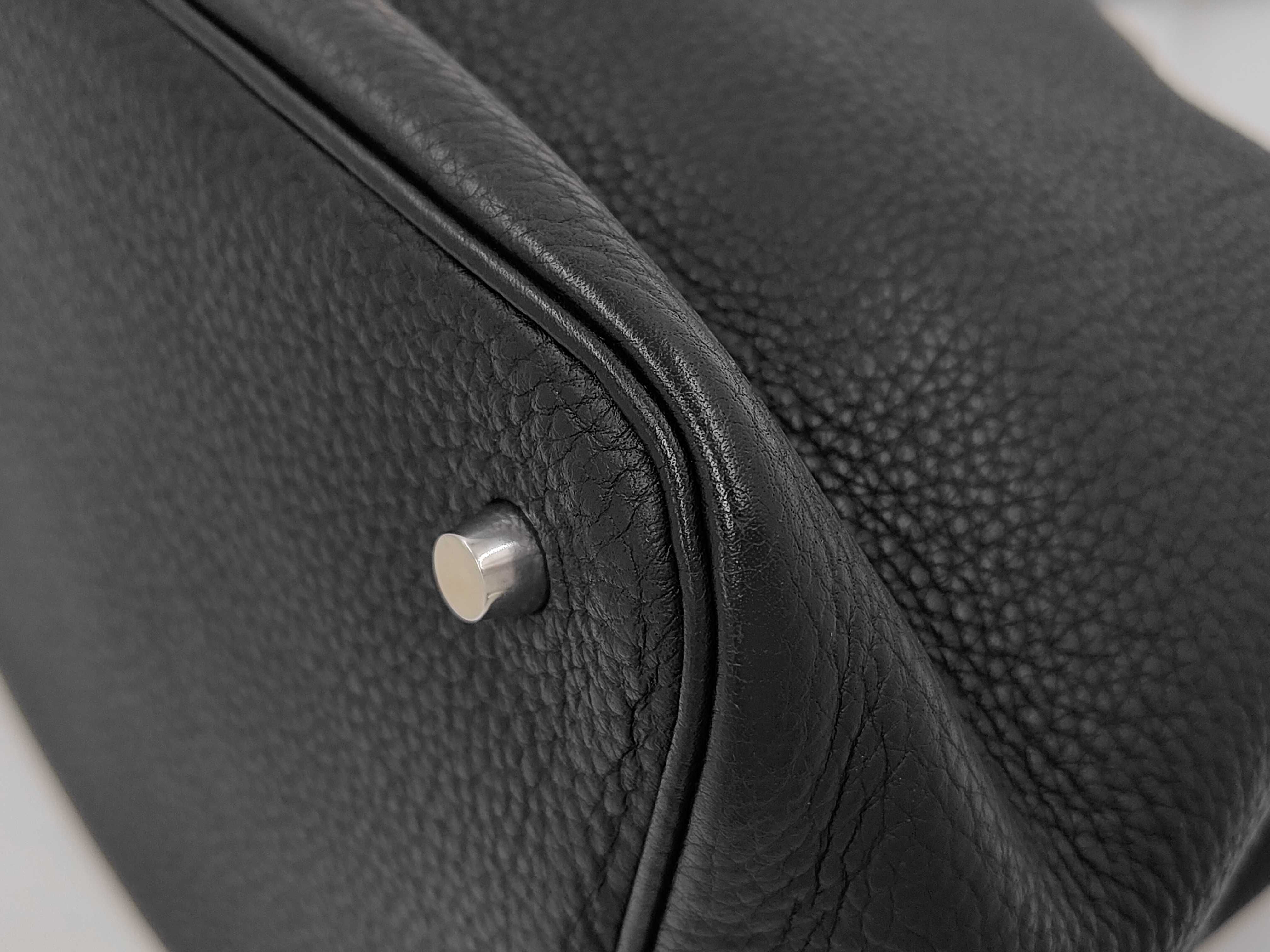Picotin Lock 22 Silver Hardware Noir [Stamp] K Handbag — view 7