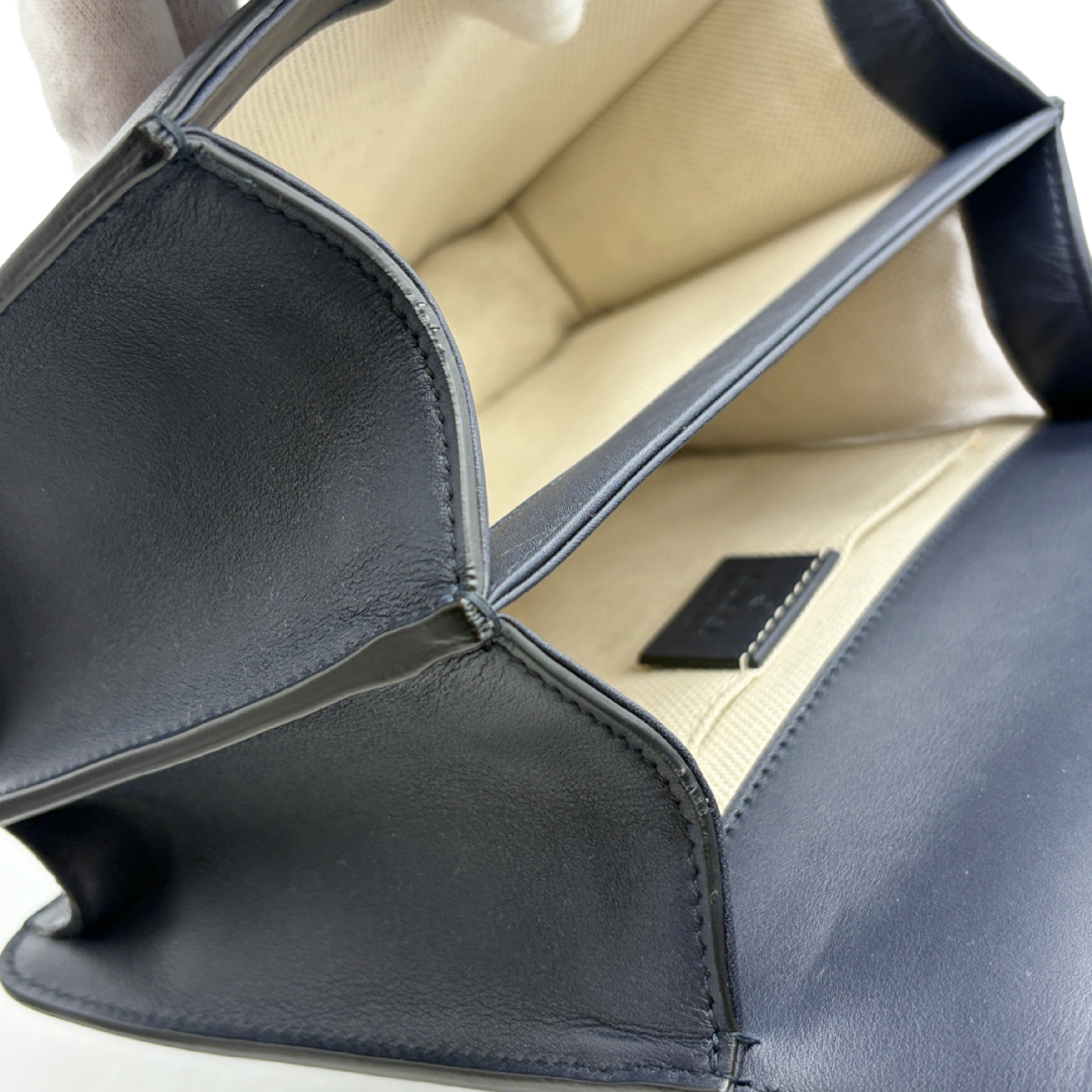 shoulder bag — view 10