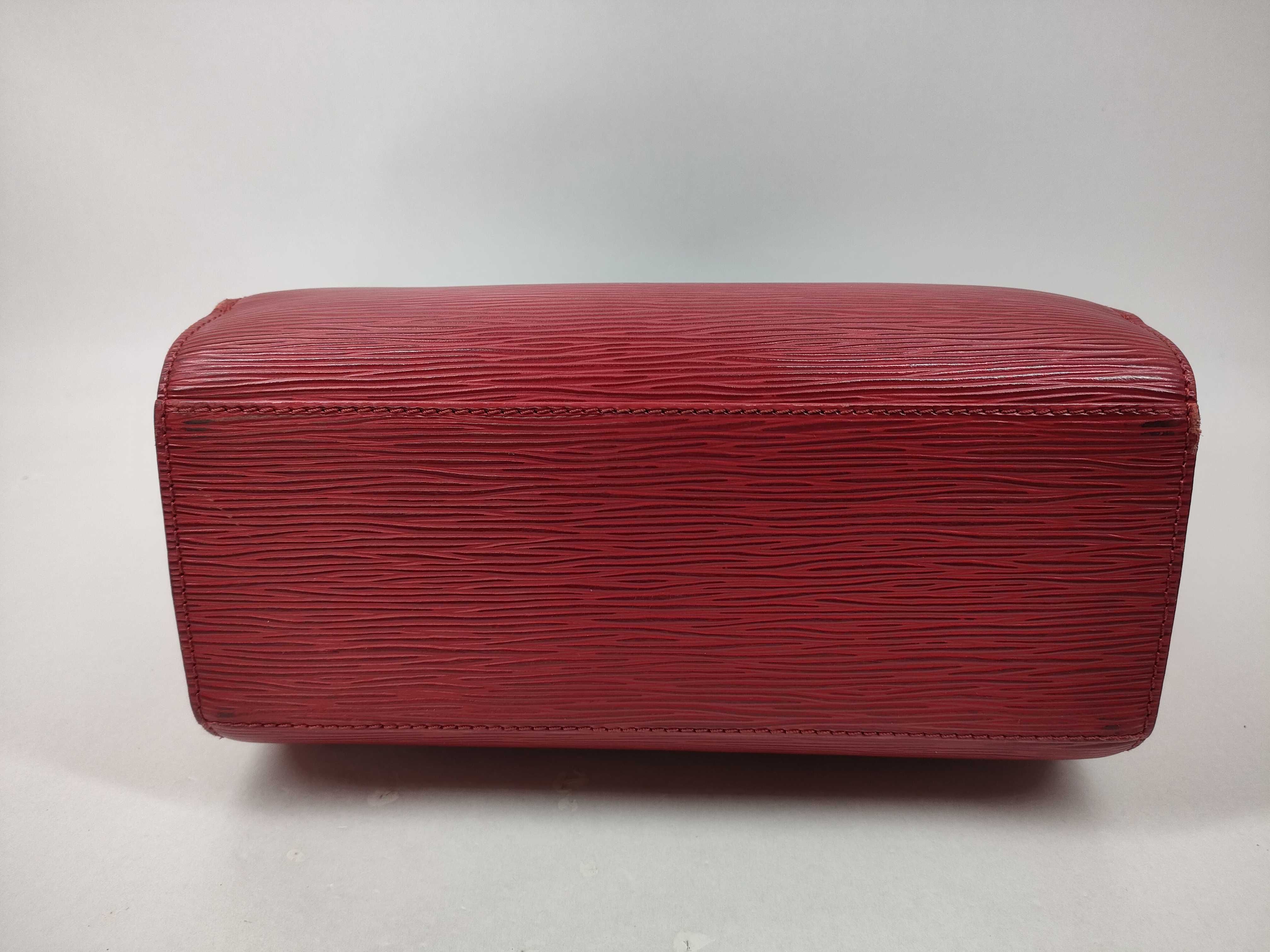 Epi Pont Neuf PM Handbag — view 9