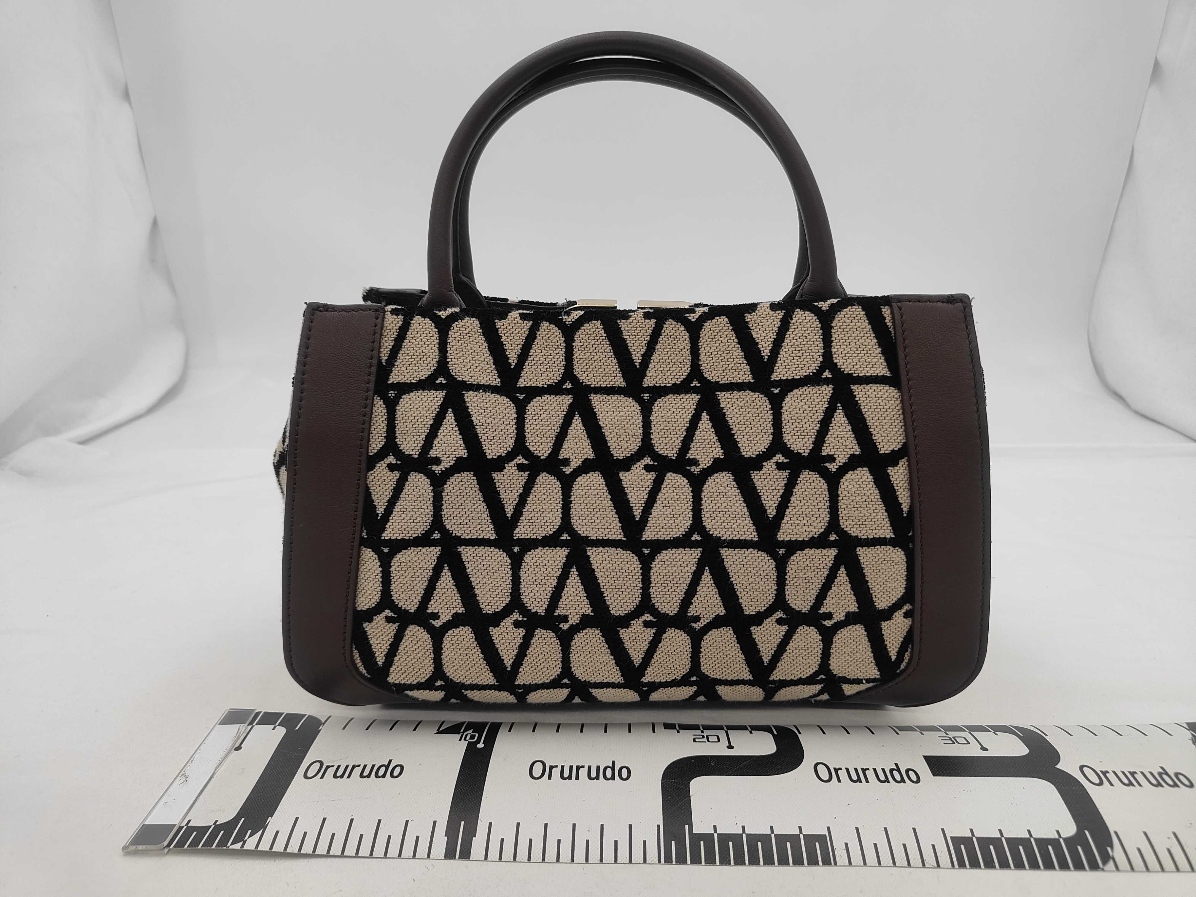 V-logo 2-way brown canvas handbag — view 2