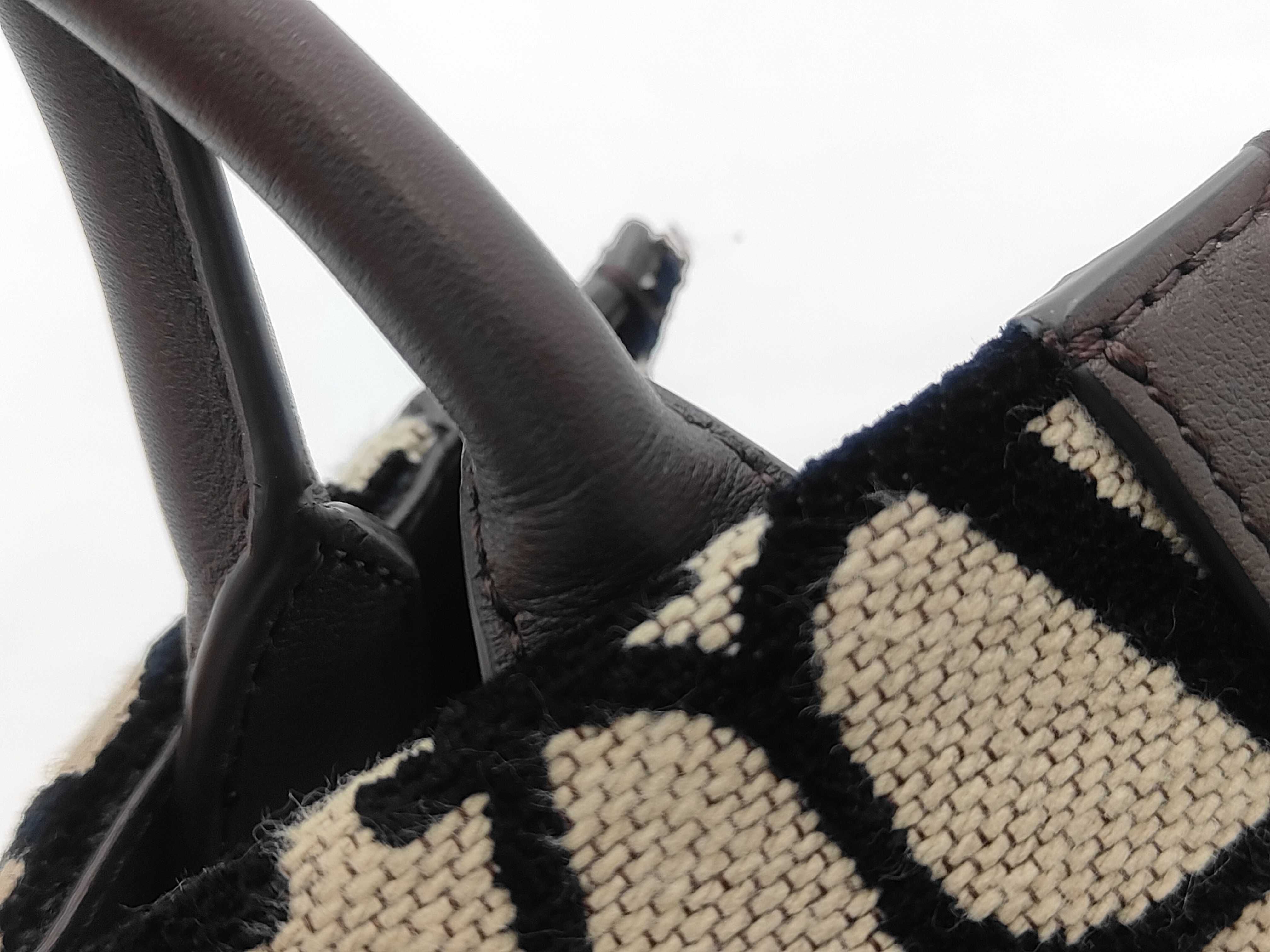 V-logo 2-way brown canvas handbag — view 5