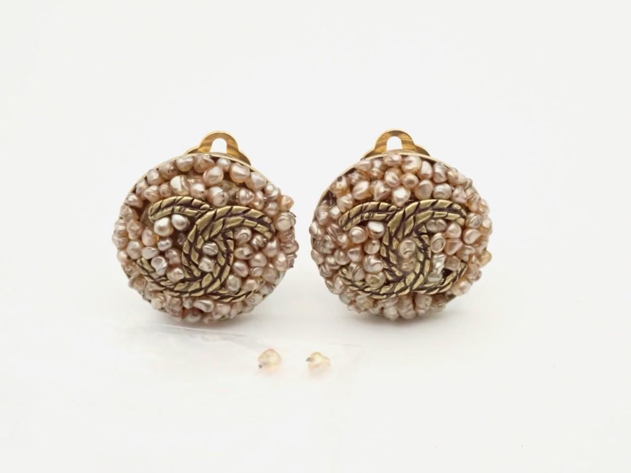 Earrings 00A — view 4