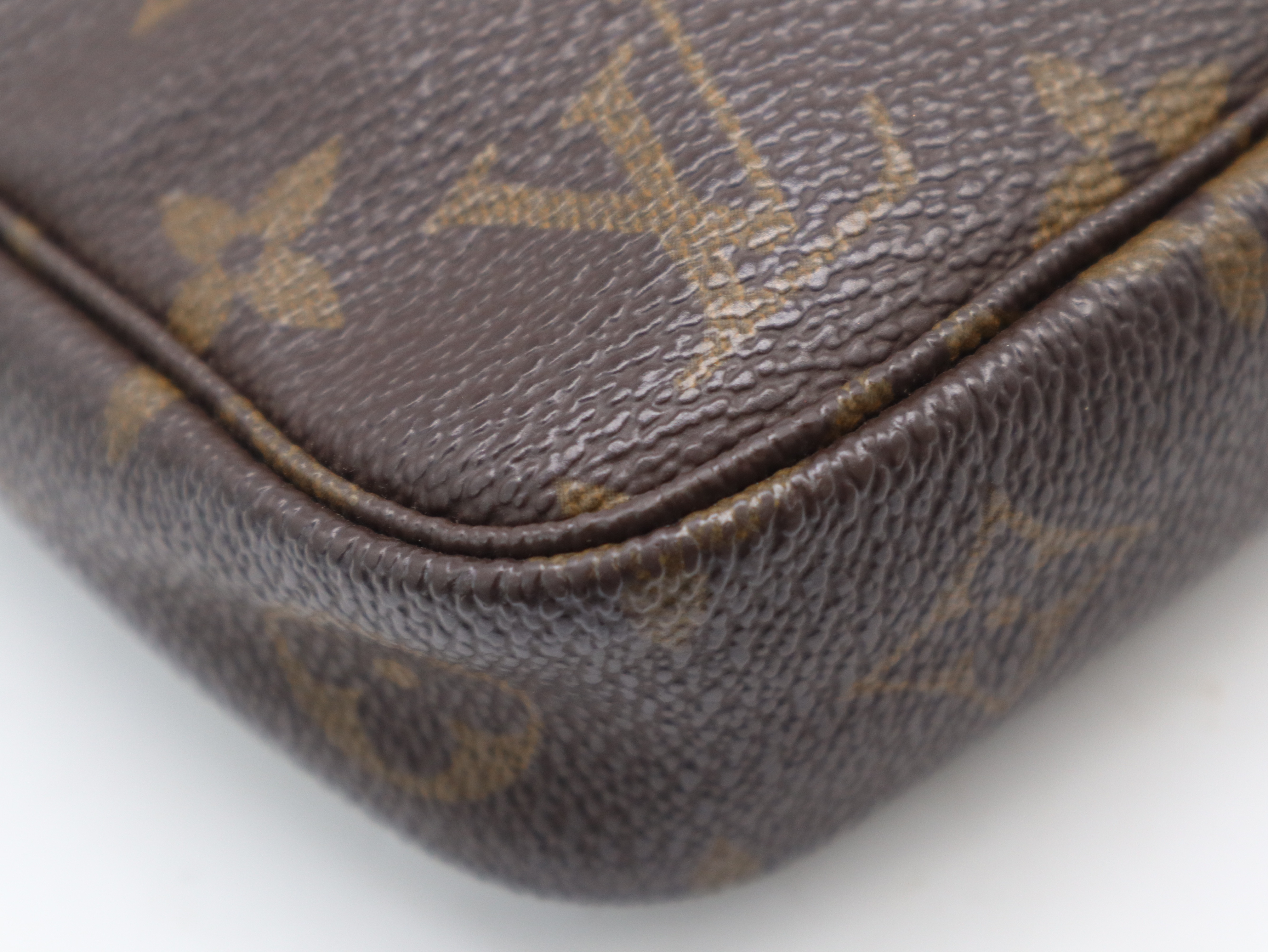 M51980 Monogram Pochette Accessoires Pouch — view 9