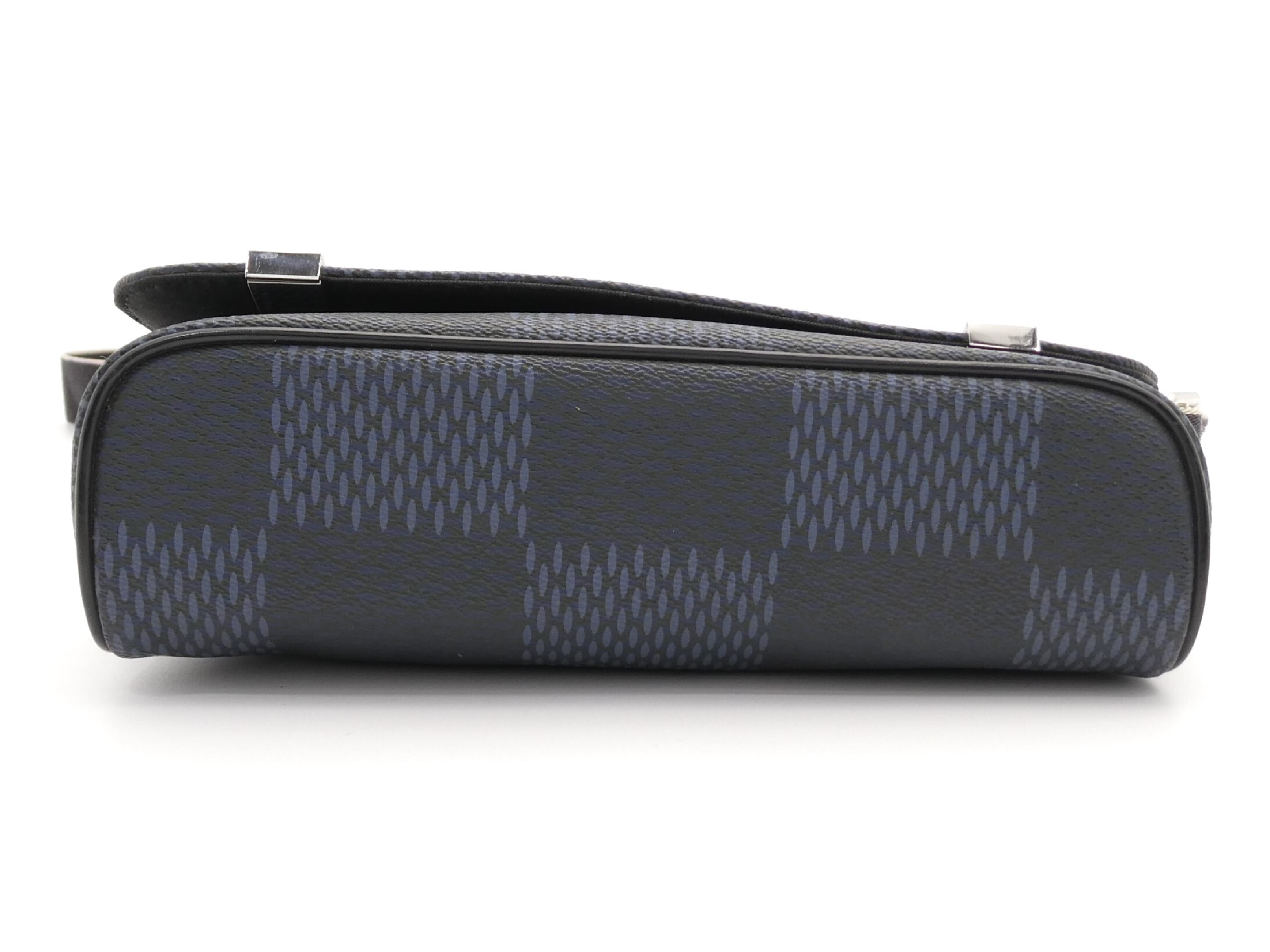 Damier Cobalt District PM Latitude Shoulder Bag — view 5