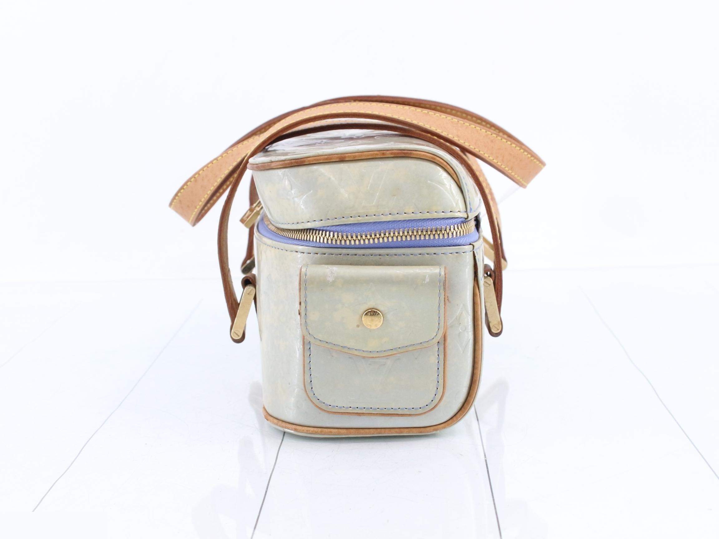 handbag — view 3