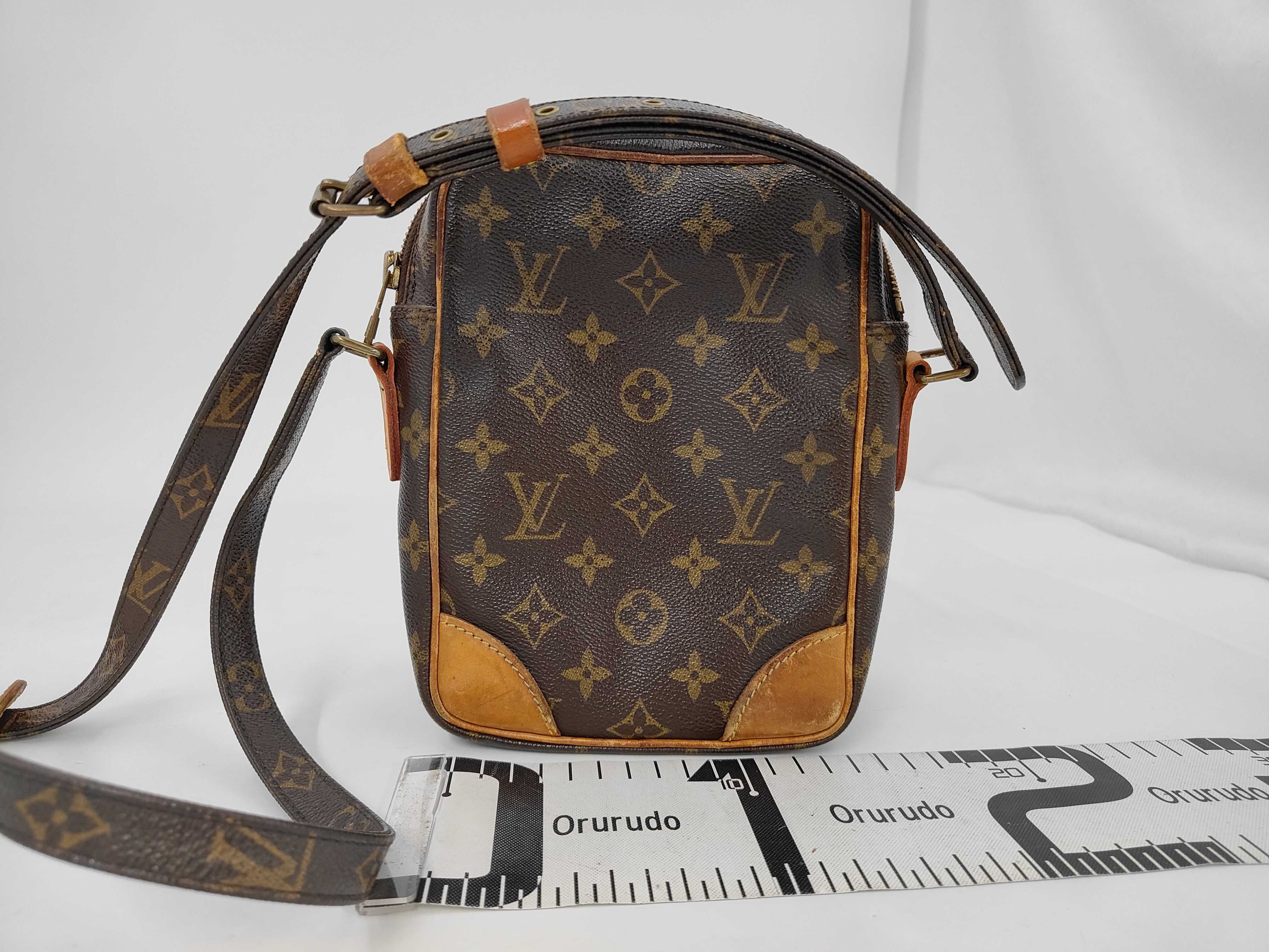 Monogram Amazon 882TH Shoulder Bag — view 2