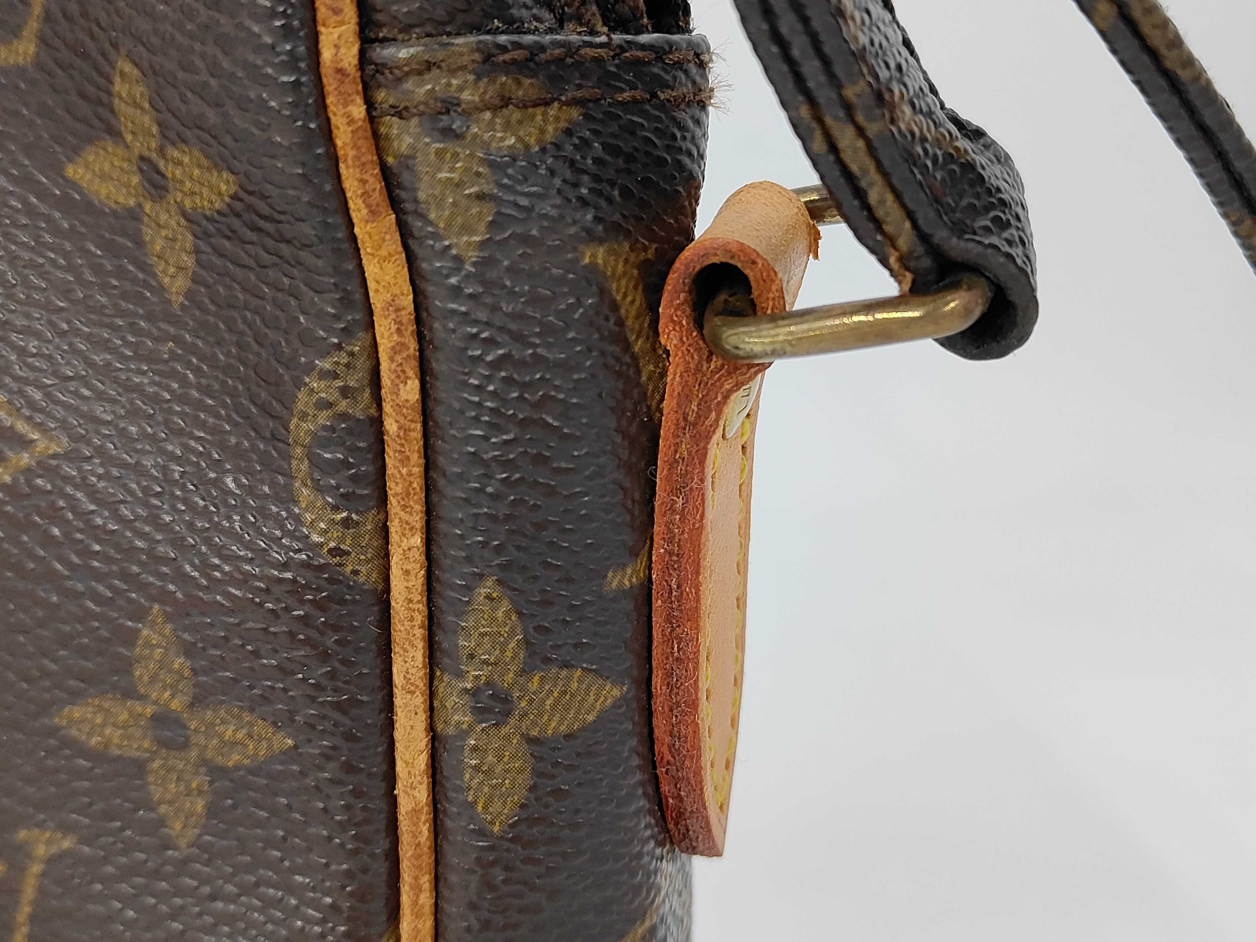 Monogram Amazon 882TH Shoulder Bag — view 3