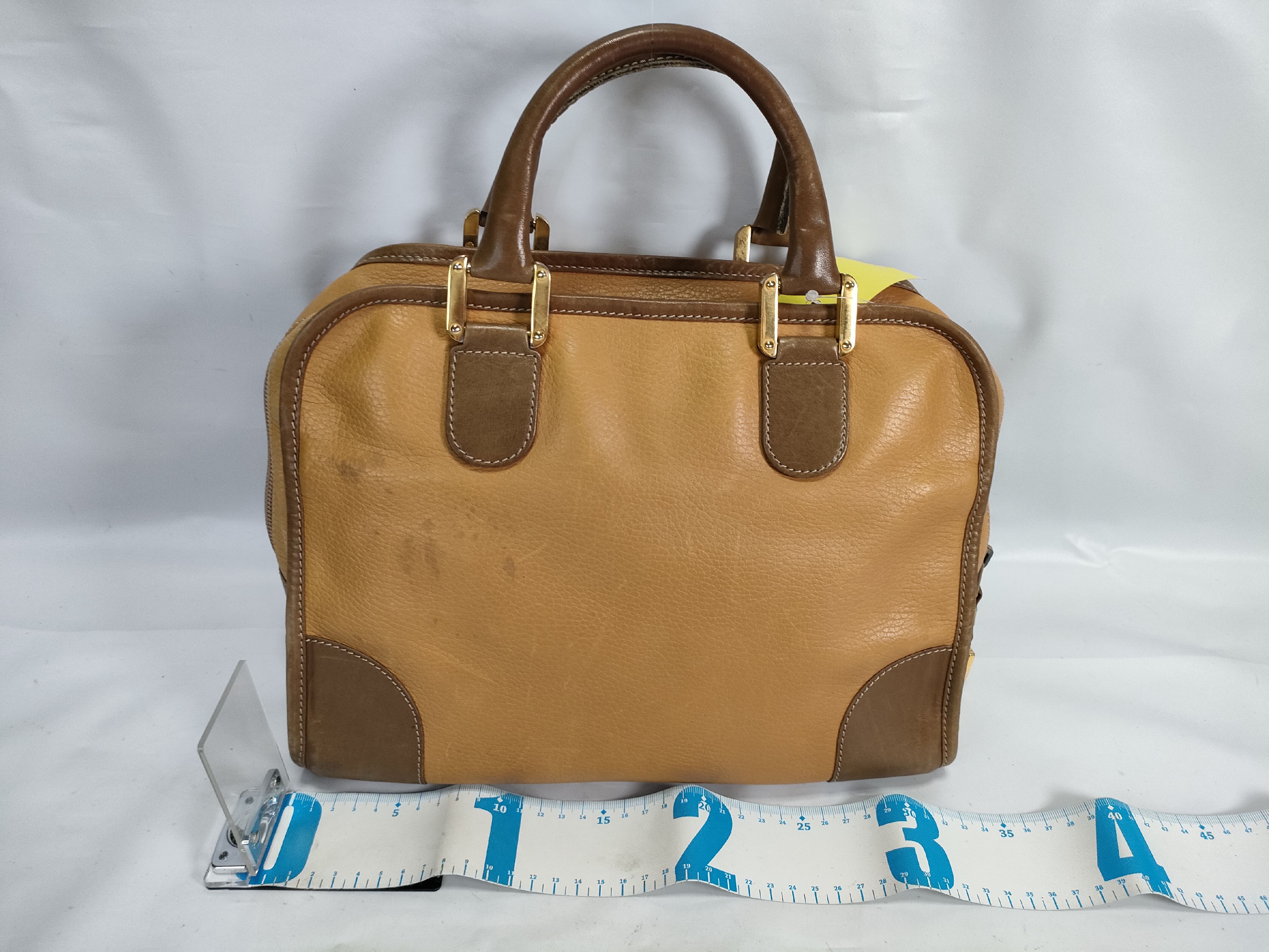Amazona 28 Shoulder Bag — view 2