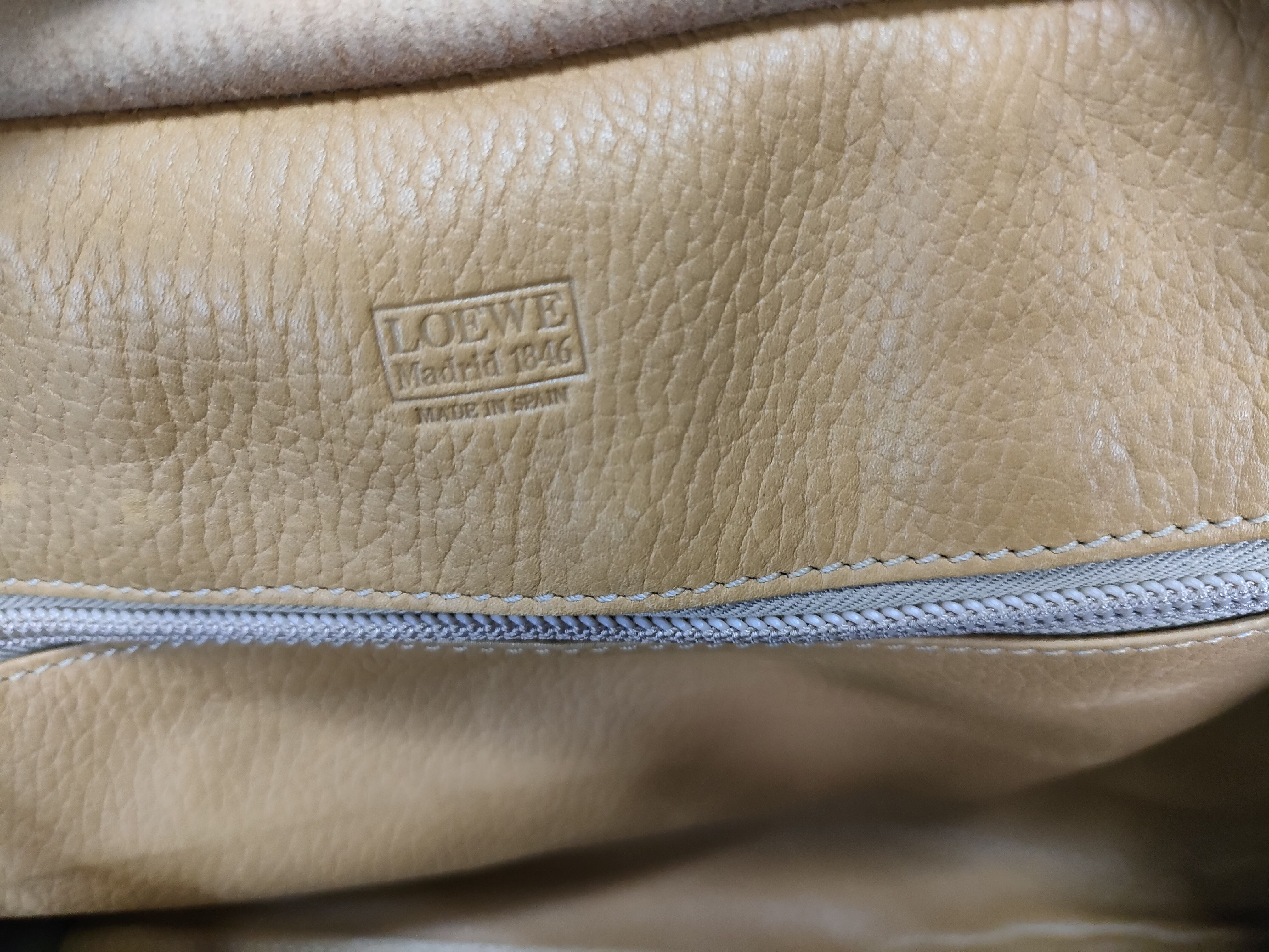 Amazona 28 Shoulder Bag — view 12