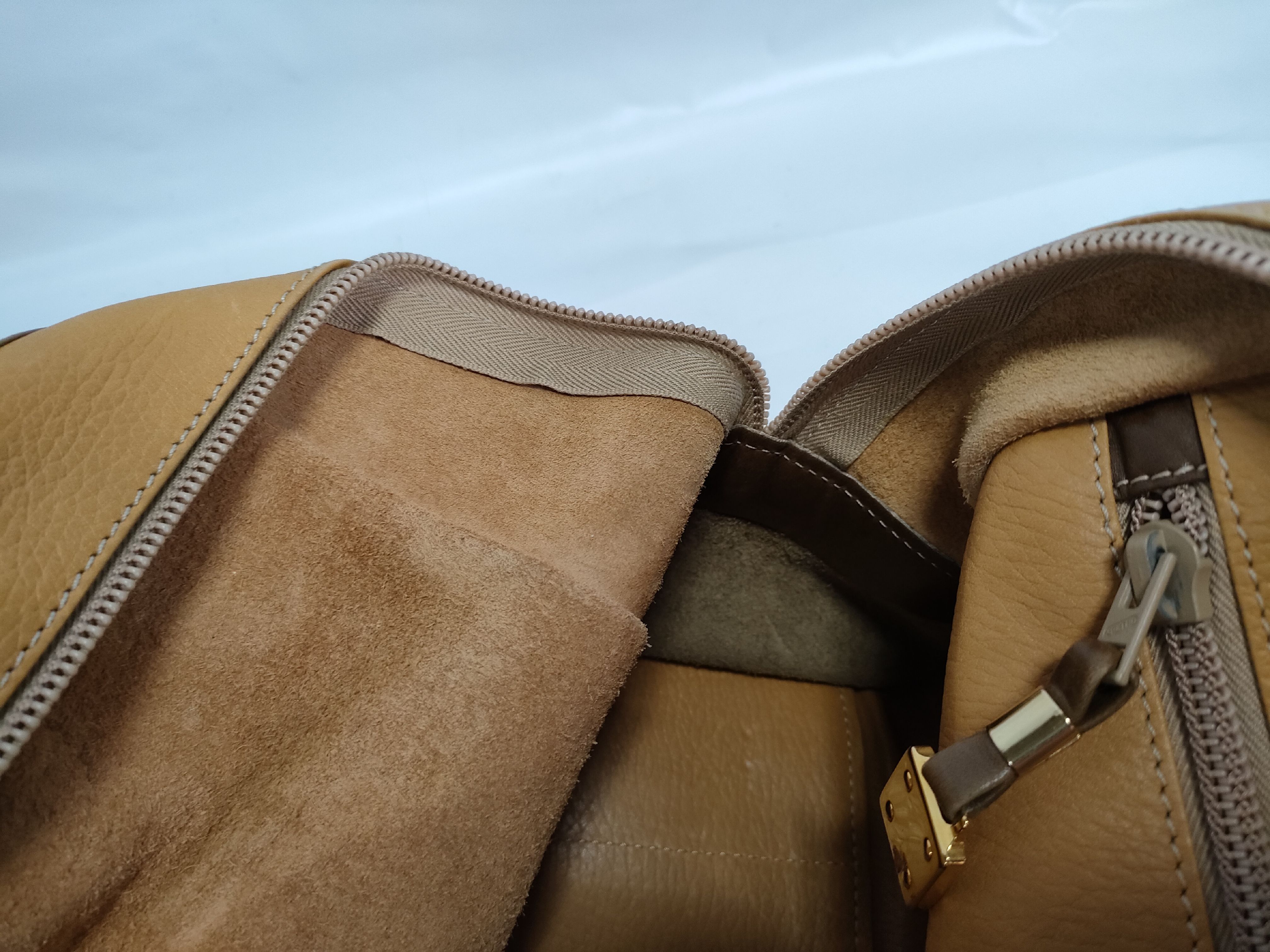 Amazona 28 Shoulder Bag — view 13