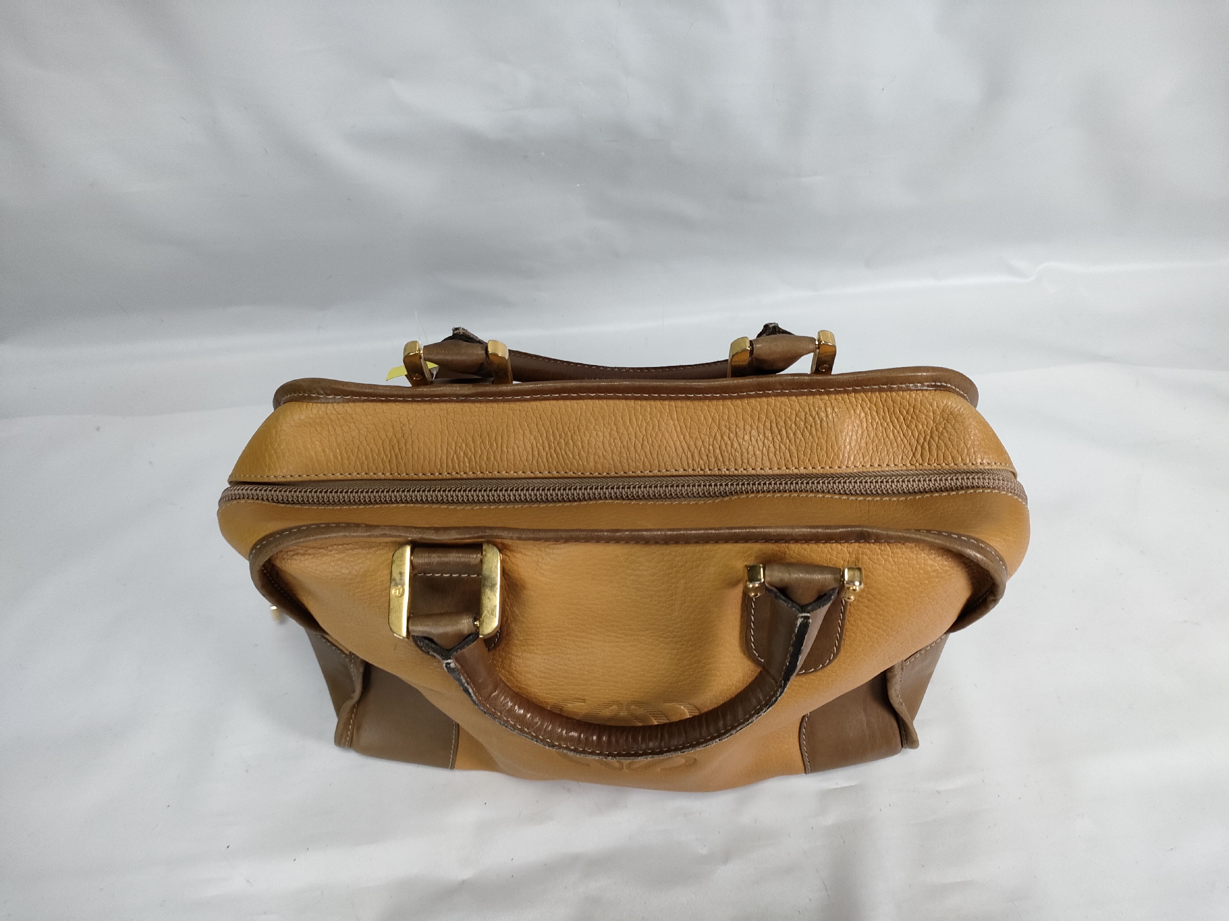 Amazona 28 Shoulder Bag — view 8