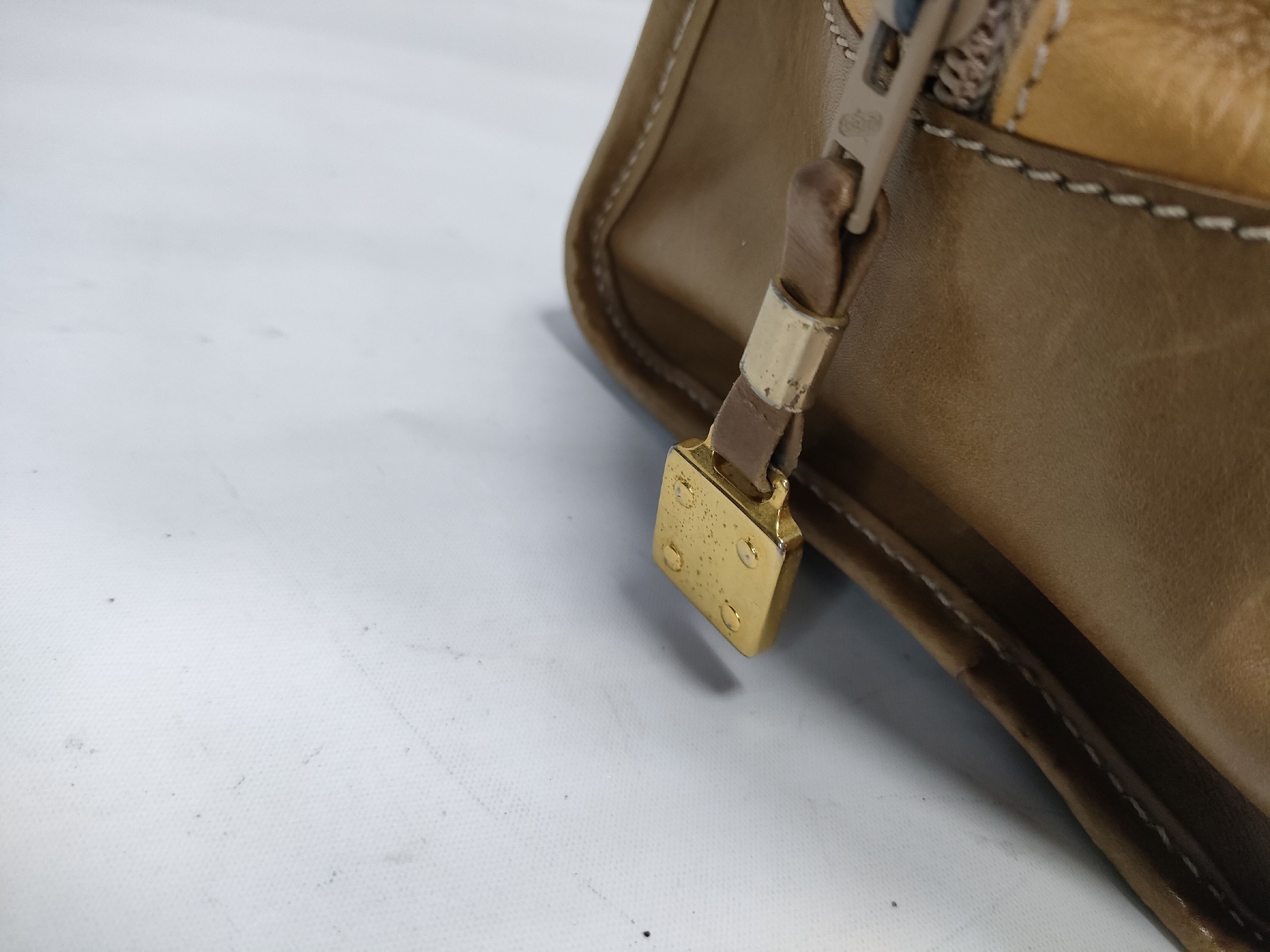 Amazona 28 Shoulder Bag — view 9