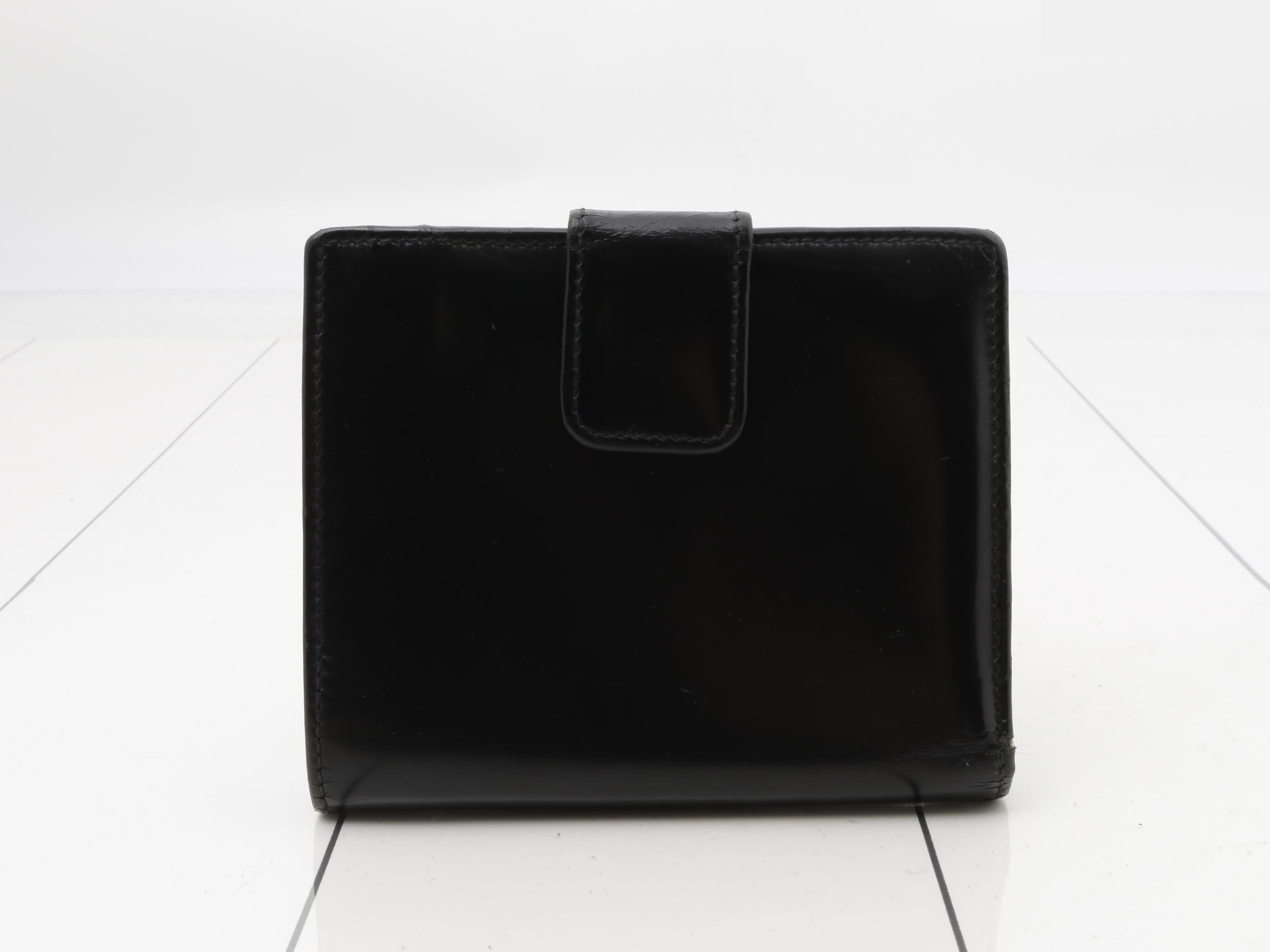 folding wallet — view 2
