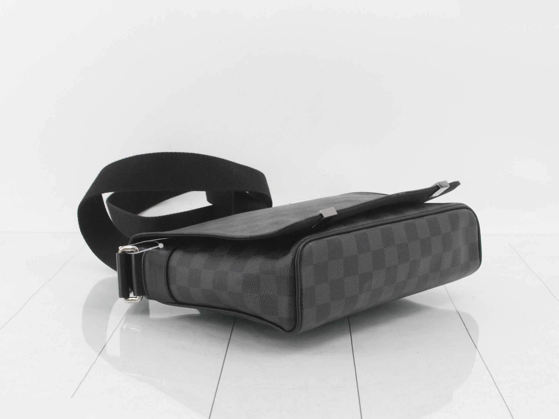 Damier Graphite District PM NM Messenger Bag — view 5