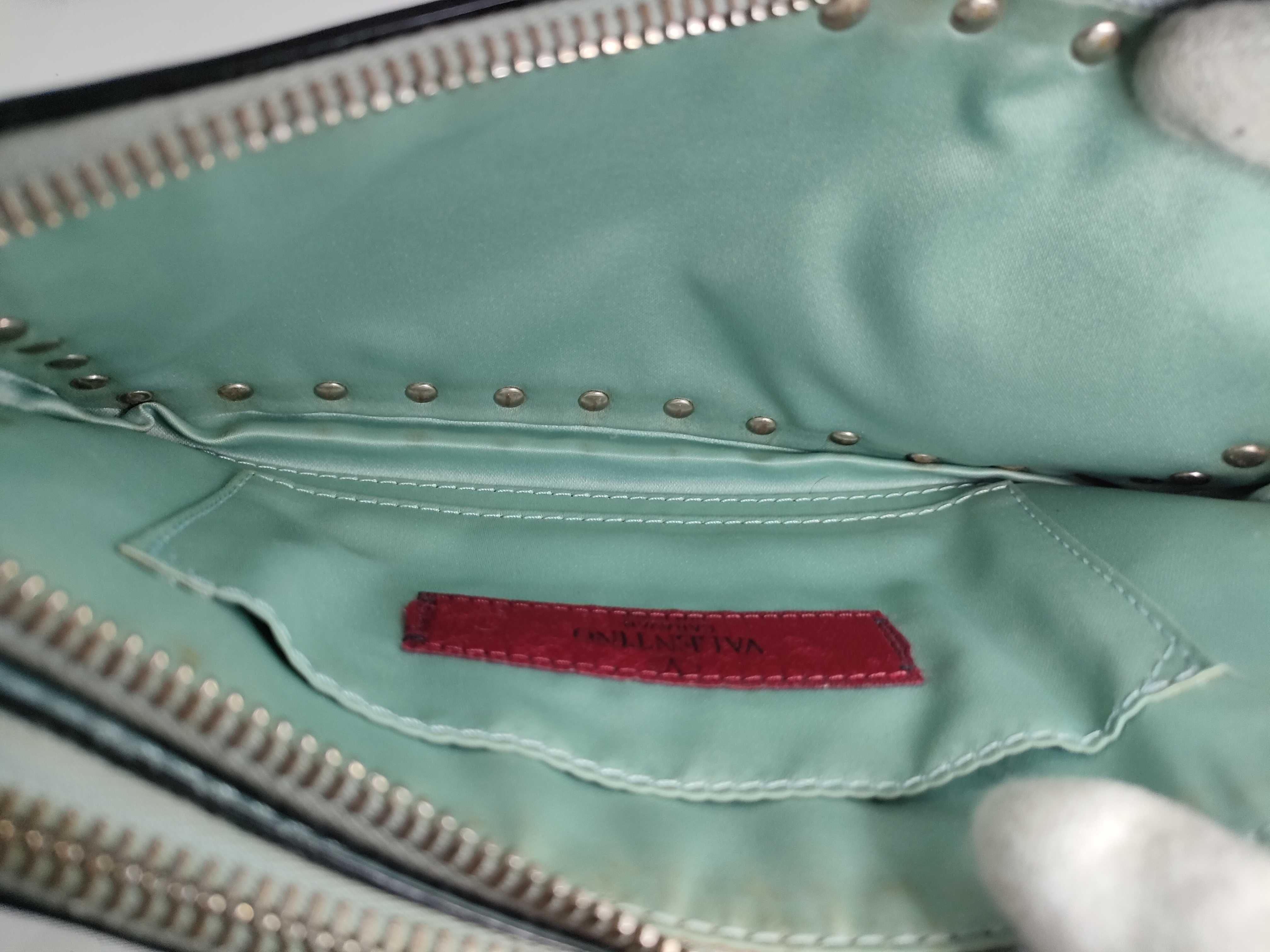 Rockstud Mini Bag Chain Shoulder Bag — view 10