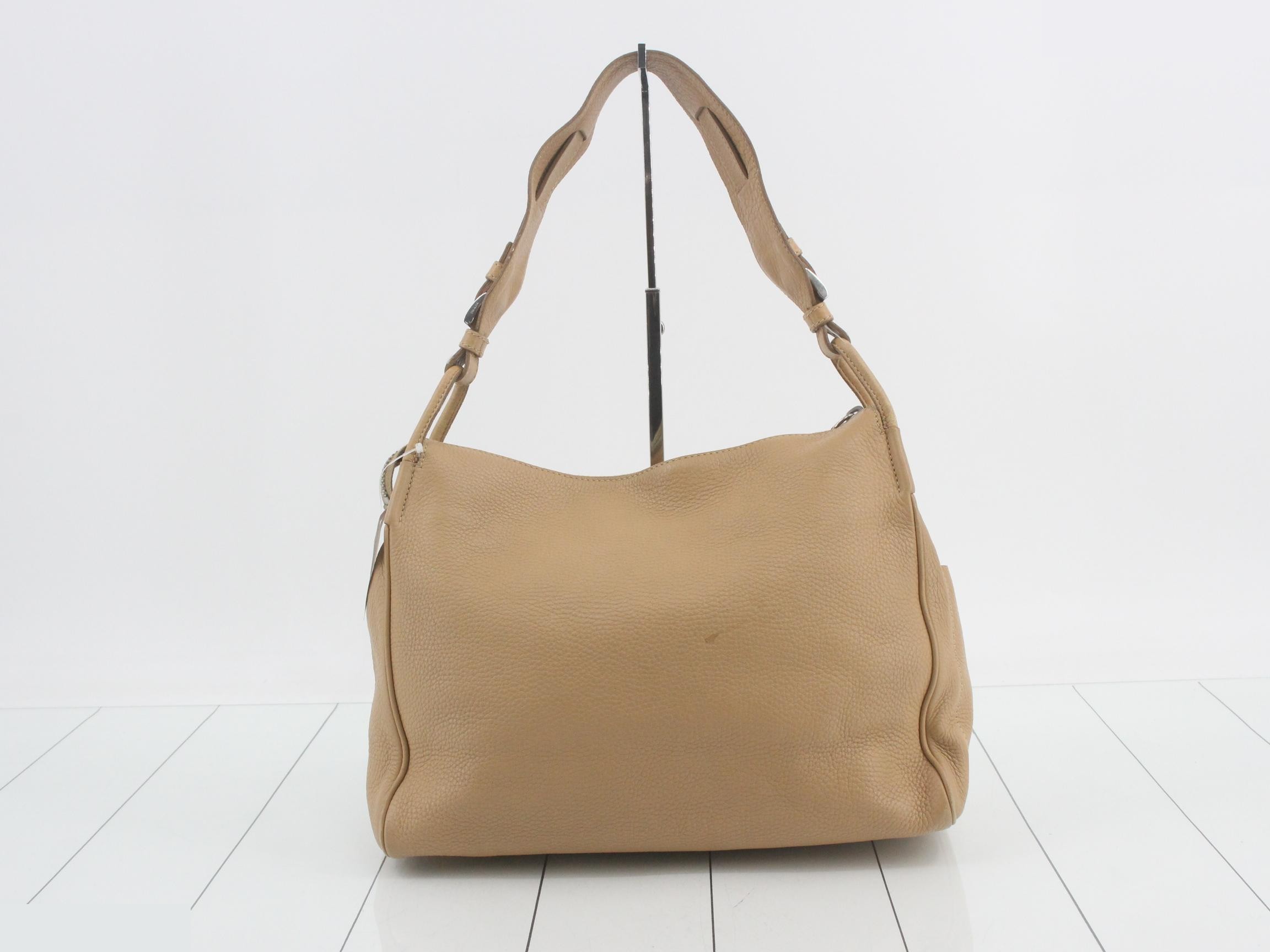 Other lines: One-shoulder bag, Vitello Daino, beige — view 2