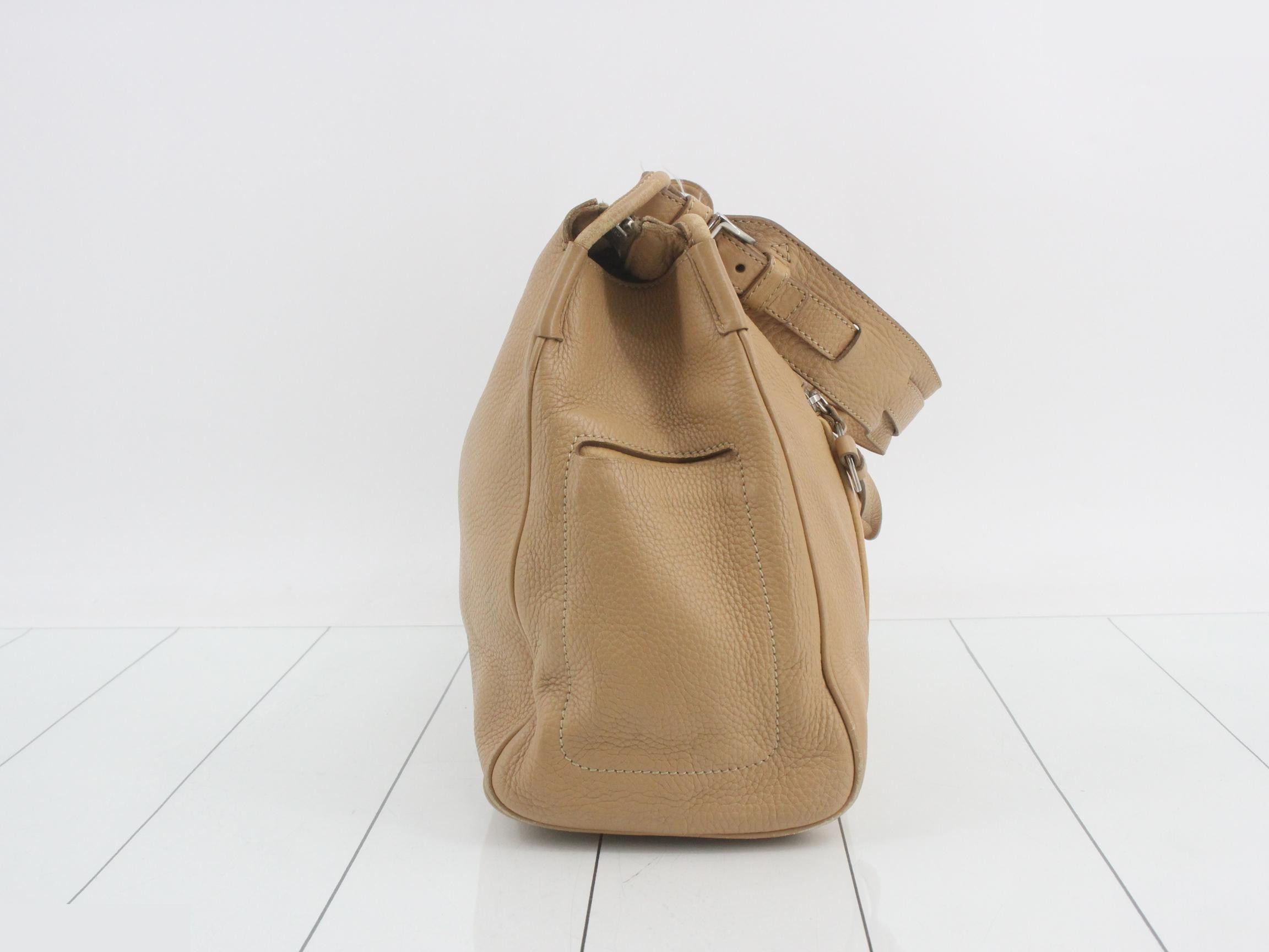 Other lines: One-shoulder bag, Vitello Daino, beige — view 4
